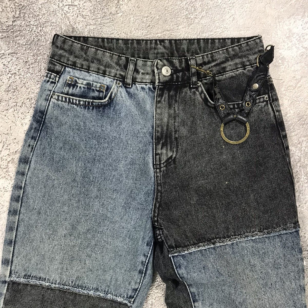 Vintage Vintage Y2K Distressed Baggy Jeans Grunge Skater Graphic 28 Size 28" / US 6 / IT 42 - 3 Thumbnail