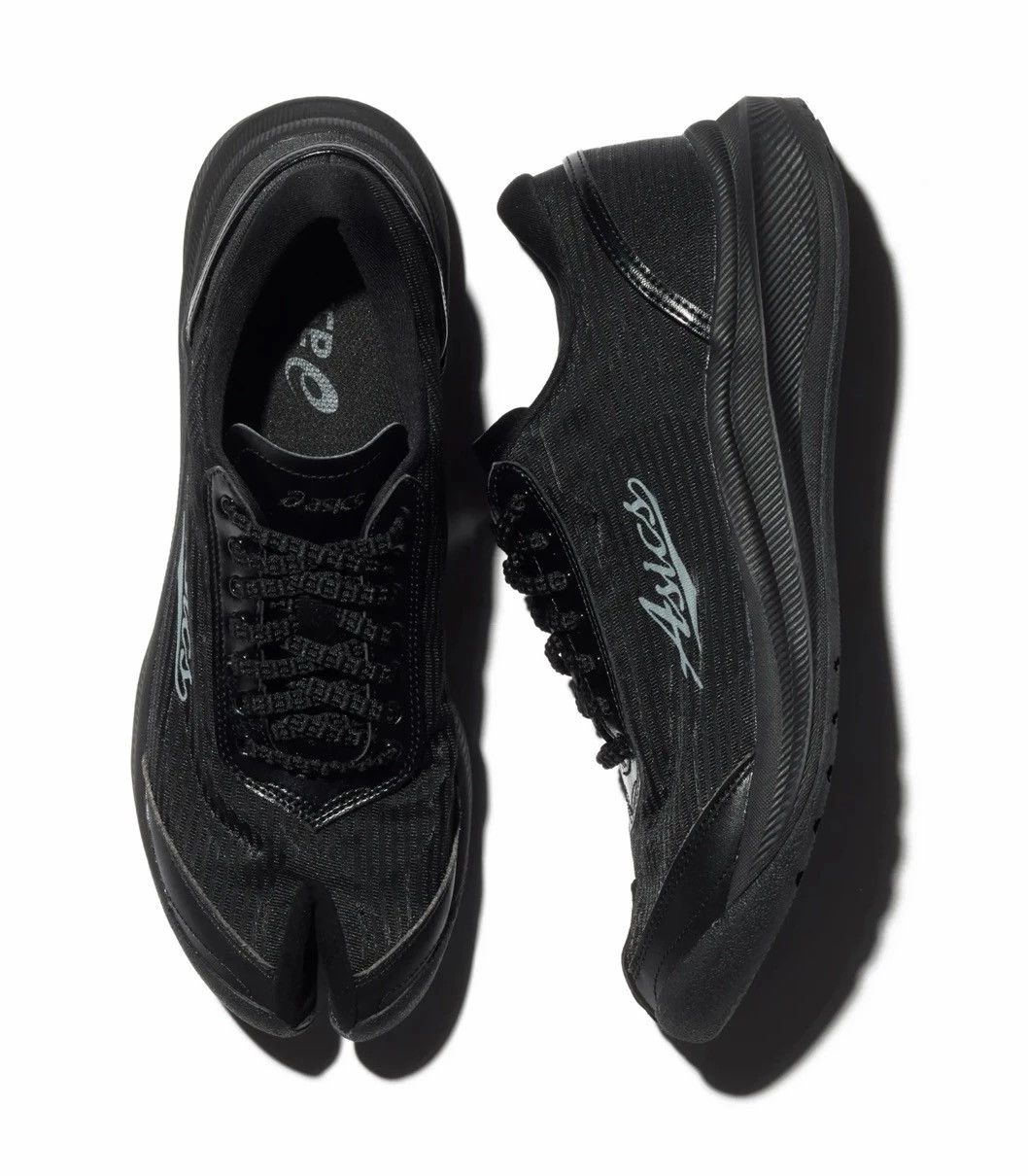 Asics × Kiko Kostadinov ASICS x Kiko Kostadinov ILARGI FF Size US 11 / EU 44 - 10 Thumbnail