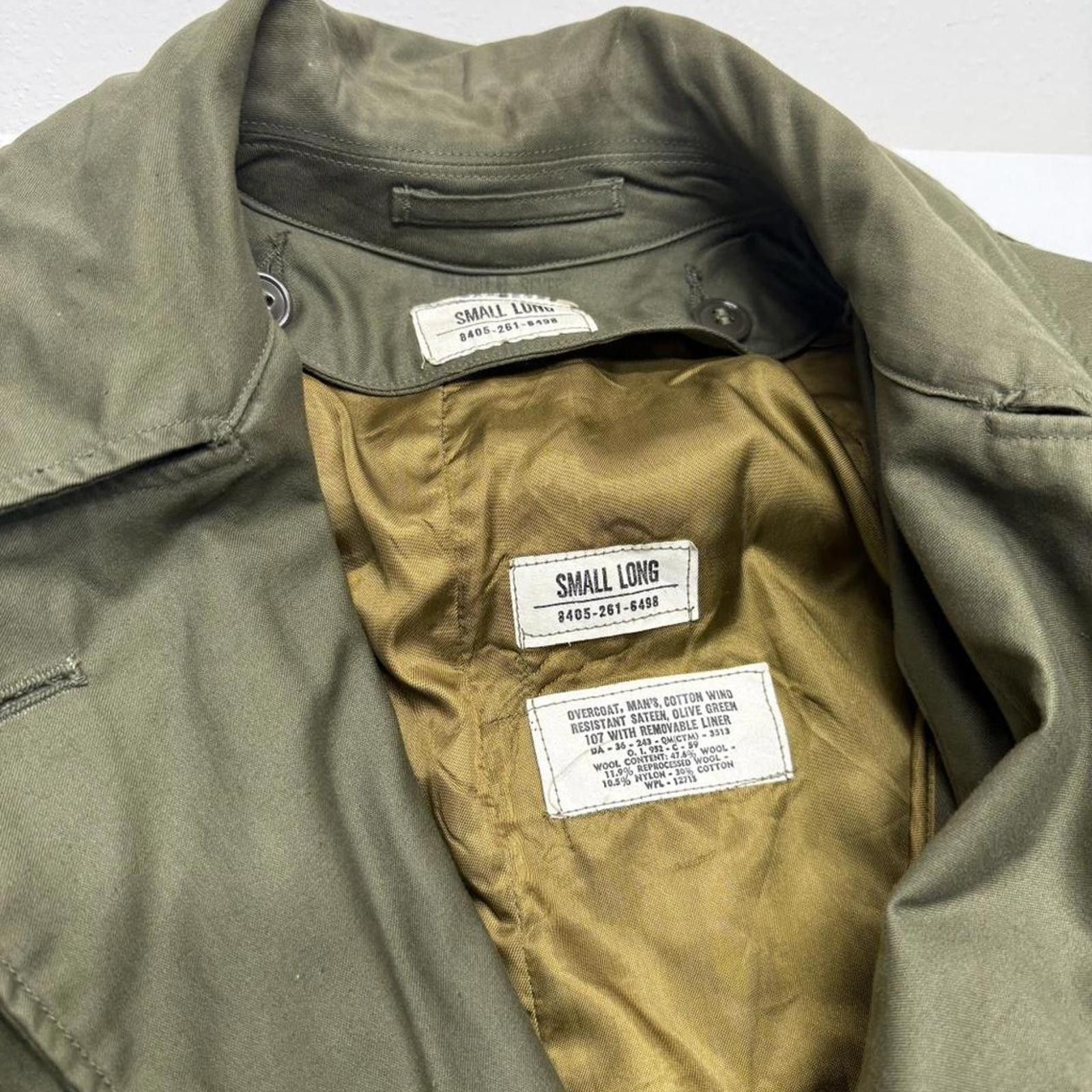 Other 1960s US Army green trench coat, wool liner and belt S/M Size US S / EU 44-46 / 1 - 4 Thumbnail
