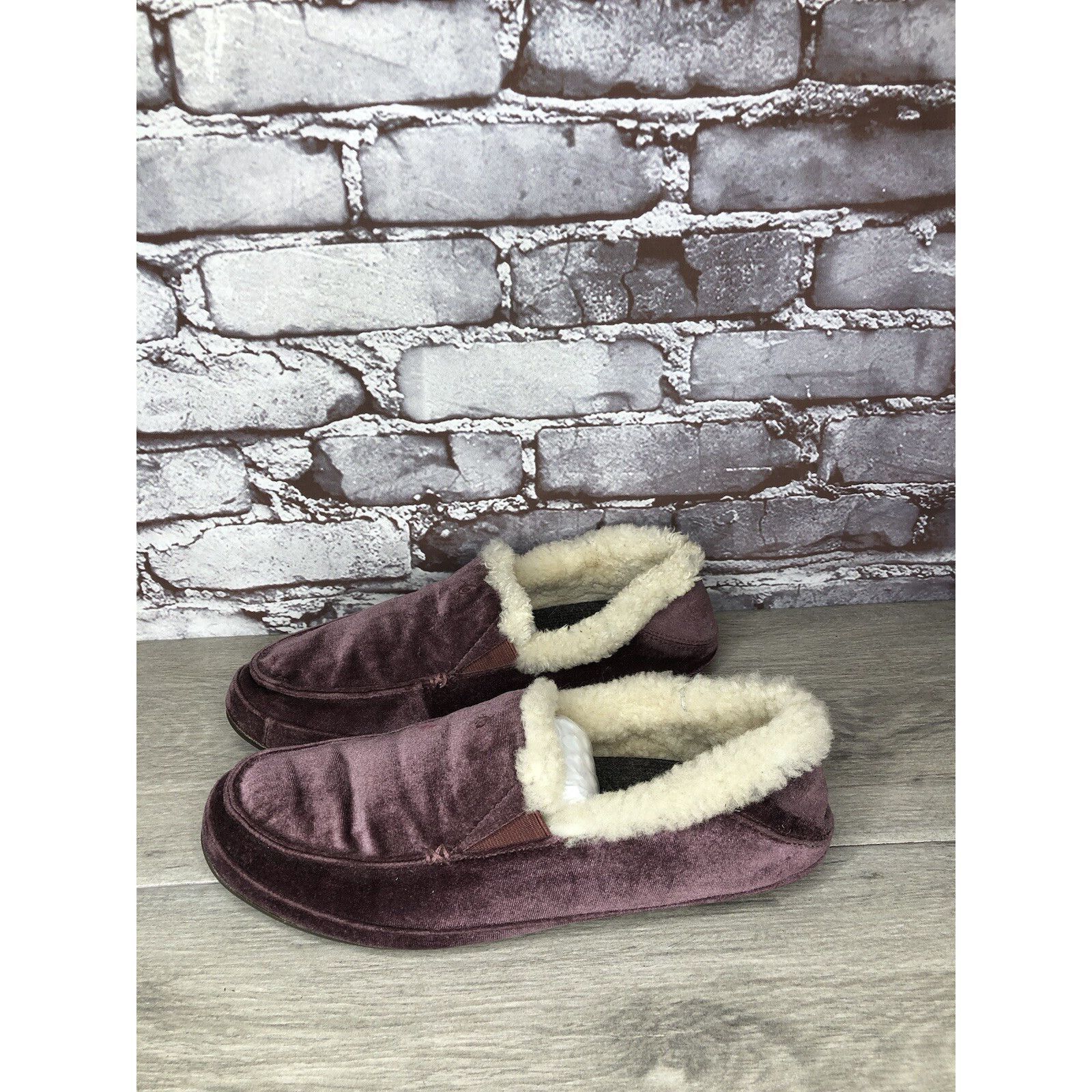 Olukai OluKai Ku'una Lanui Red Ginger Velvet Sheep Fur Slippers Wom Size US 10 / IT 40 - 20 Thumbnail