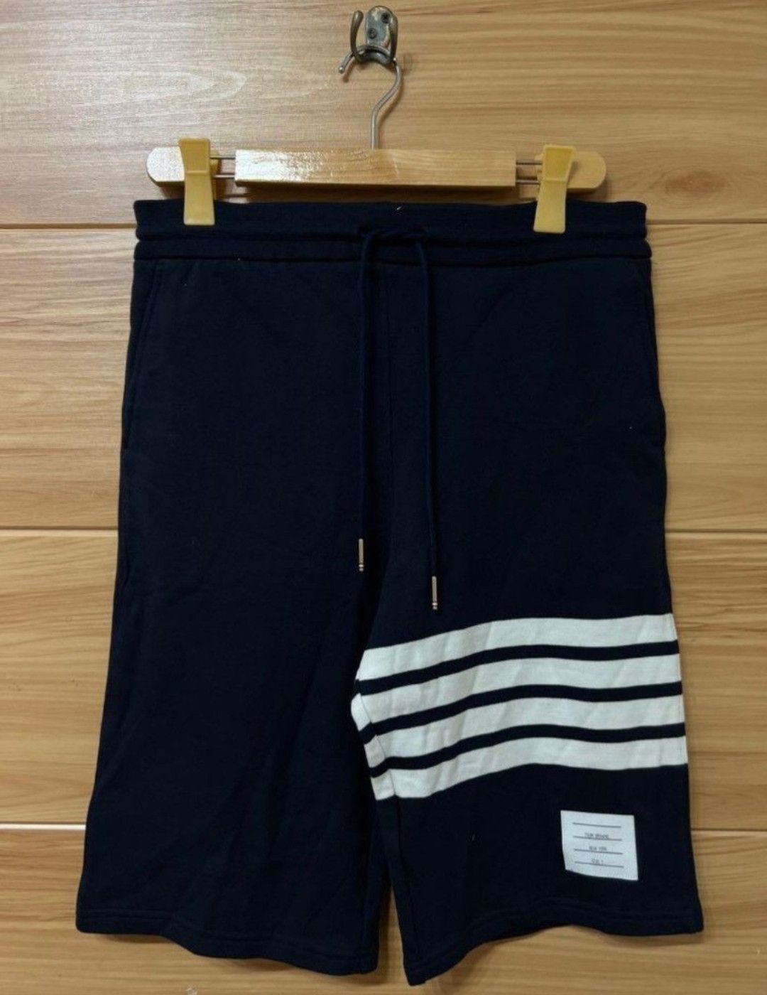 Thom Browne Thom Browne - Classic Loopback 4-Bar Sweatshorts Size US 30 / EU 46 - 1 Thumbnail