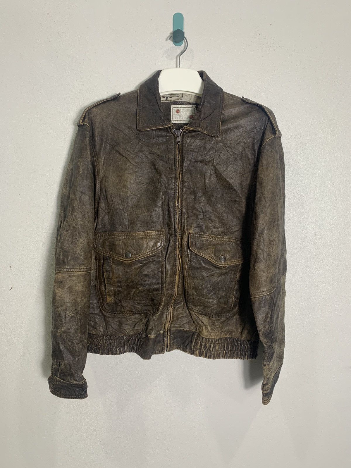 Vintage Vintage 1990 Flight leather Jacket trashed Size US M / EU 48-50 / 2 - 2 Thumbnail