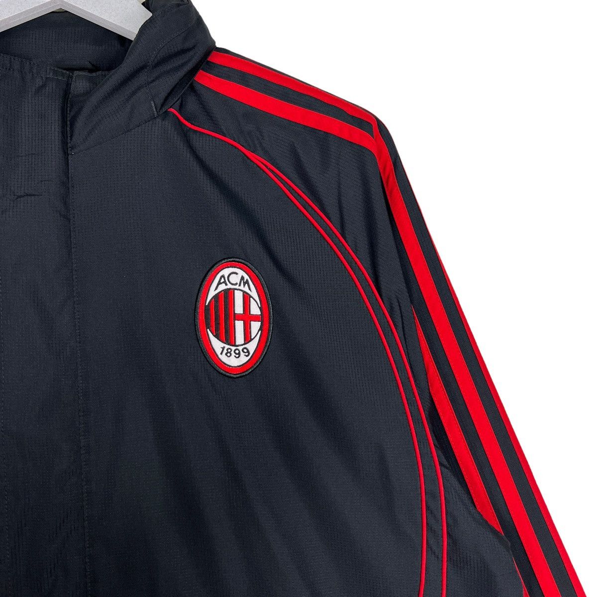 Adidas 🔥 VINTAGE AC MILAN ADIDAS JACKET Size US M / EU 48-50 / 2 - 9 Thumbnail