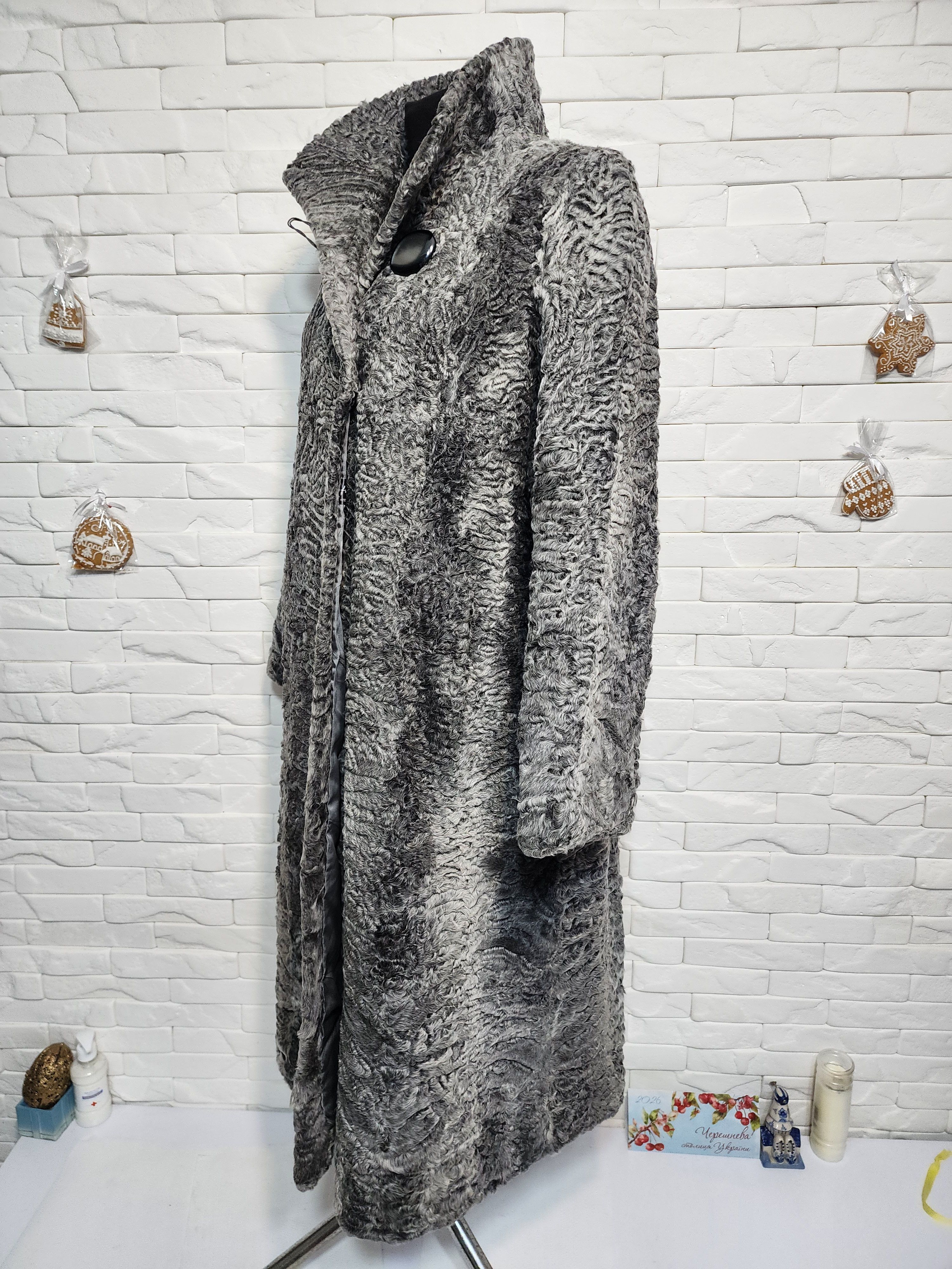 Furla Gray Sheep Fur Coat: Women's Vintage Outerwear Size L / US 10 / IT 46 - 2 Thumbnail