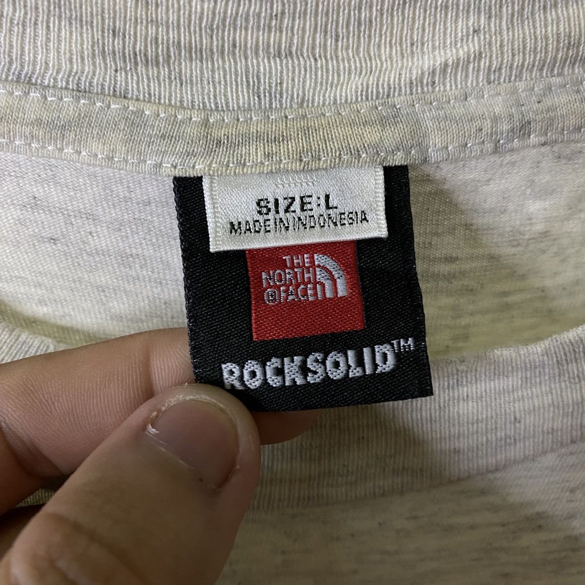 The North Face Vintage 1990s The North Face Rock Solid Tee Size US L / EU 52-54 / 3 - 3 Thumbnail