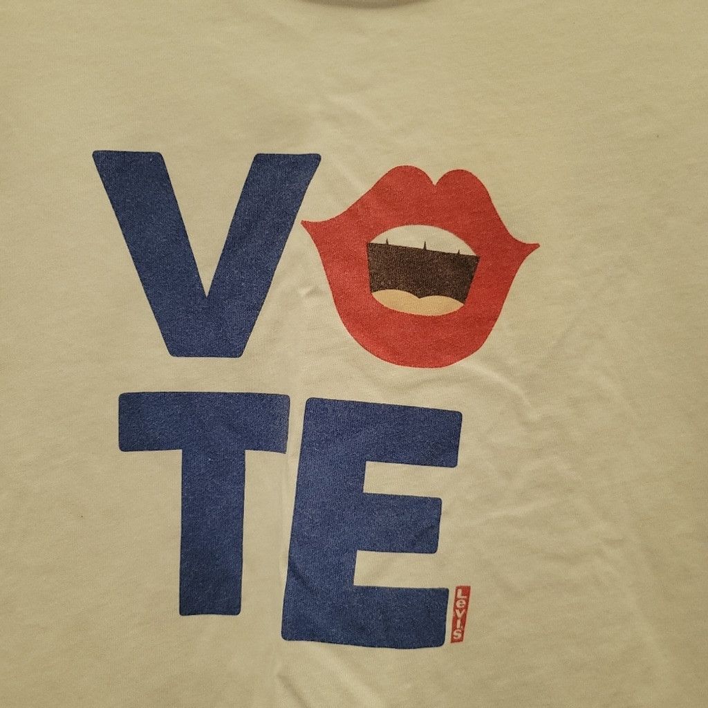 Levi's NWT Levi's Vote Tee Size L / US 10 / IT 46 - 5 Thumbnail