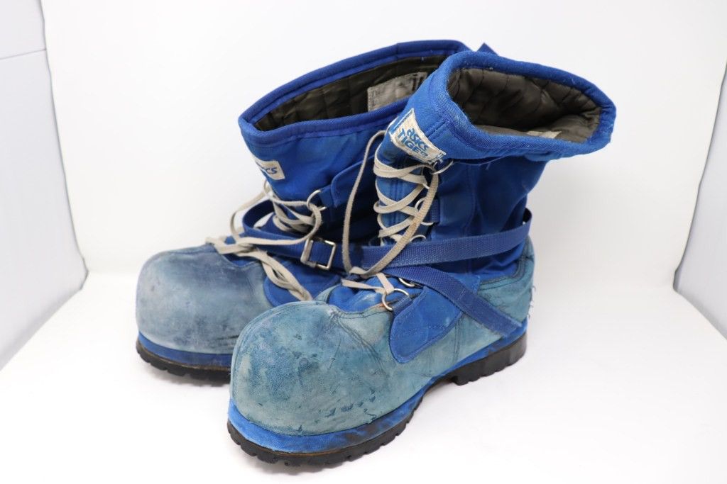 スキー asics boots 265 asics boots 265