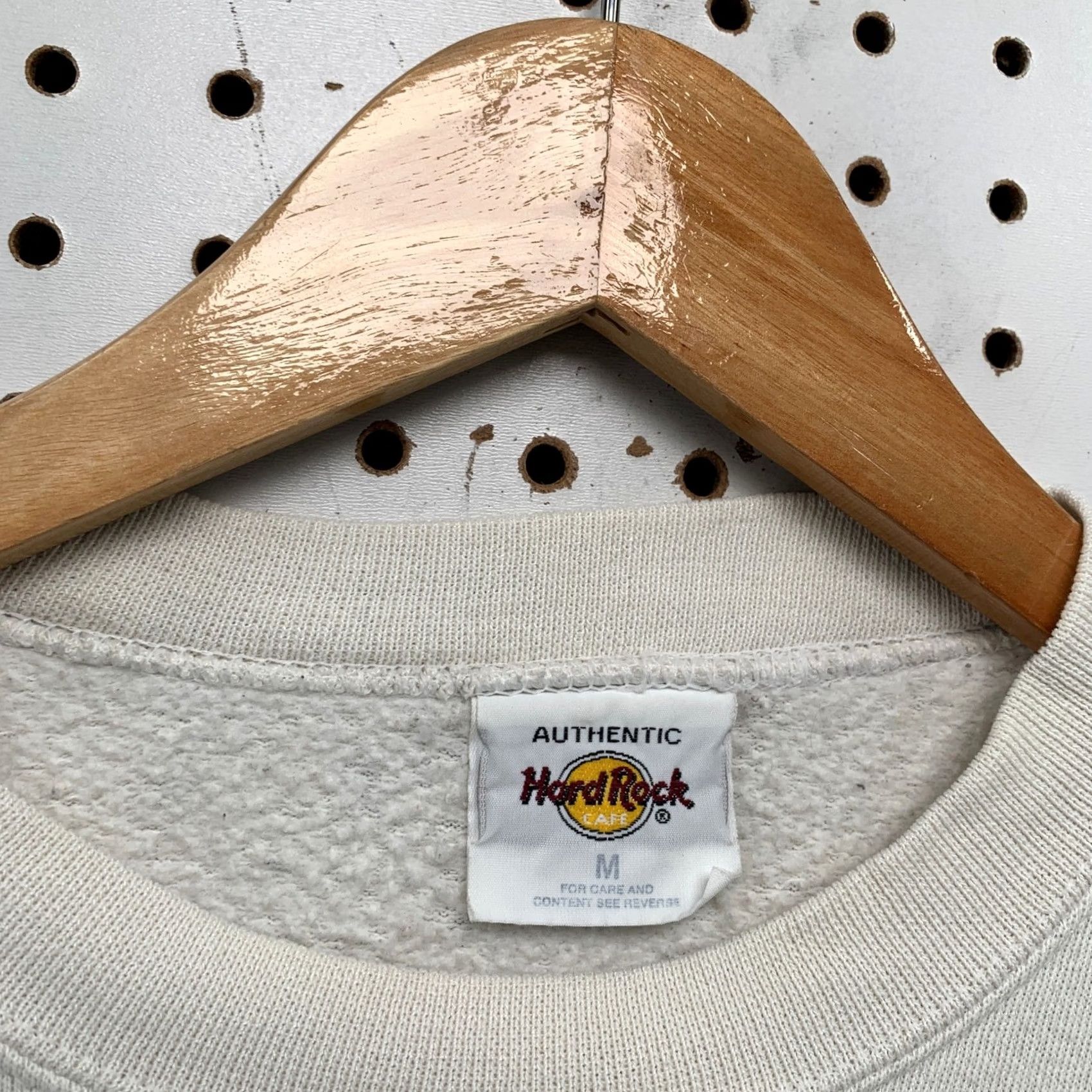 Hard Rock Cafe VINTAGE Hard Rock Cafe Sweatshirt Mens Medium White 90s San Antonio Crewneck Size US M / EU 48-50 / 2 - 3 Thumbnail