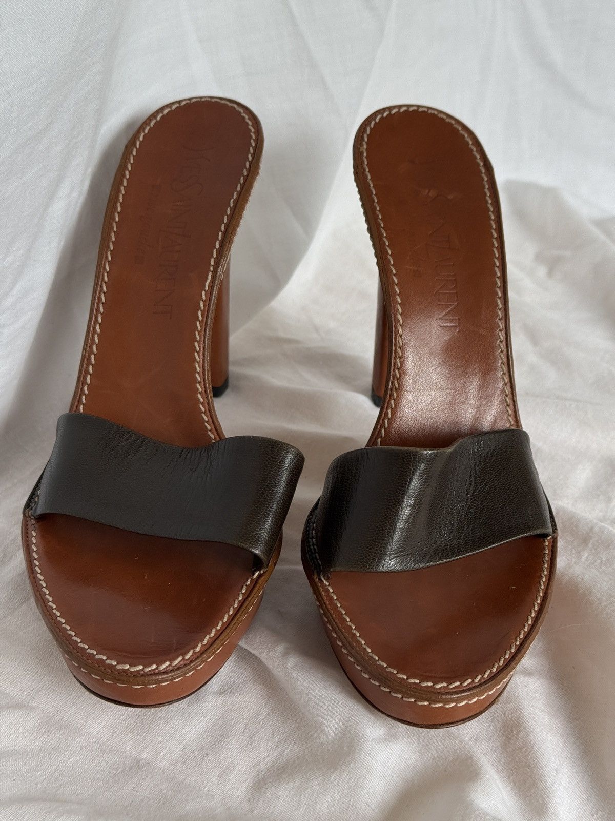 Yves Saint Laurent Yves Saint Laurent Rive Gauche Brown Leather Mules Clogs Size US 7 / IT 37 - 3 Thumbnail
