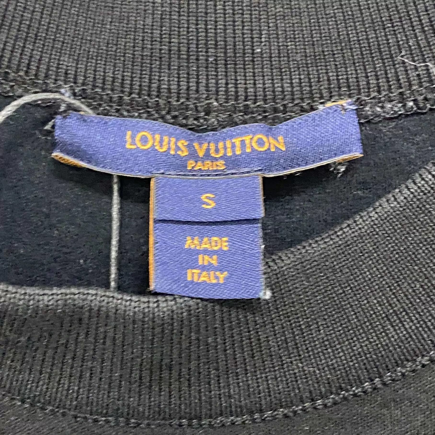 Louis Vuitton LV black gold lettering sweatshirt size S Size US S / EU 44-46 / 1 - 5 Thumbnail