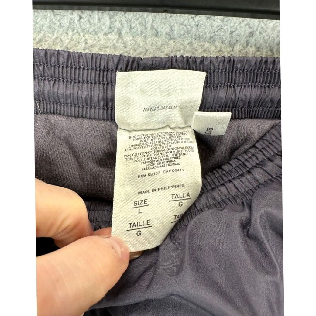 Adidas VINTAGE adidas Track Pants Mens Large Grey 3-Stripes Elastic Waist Drawstring Pockets Size US 33 - 6 Thumbnail