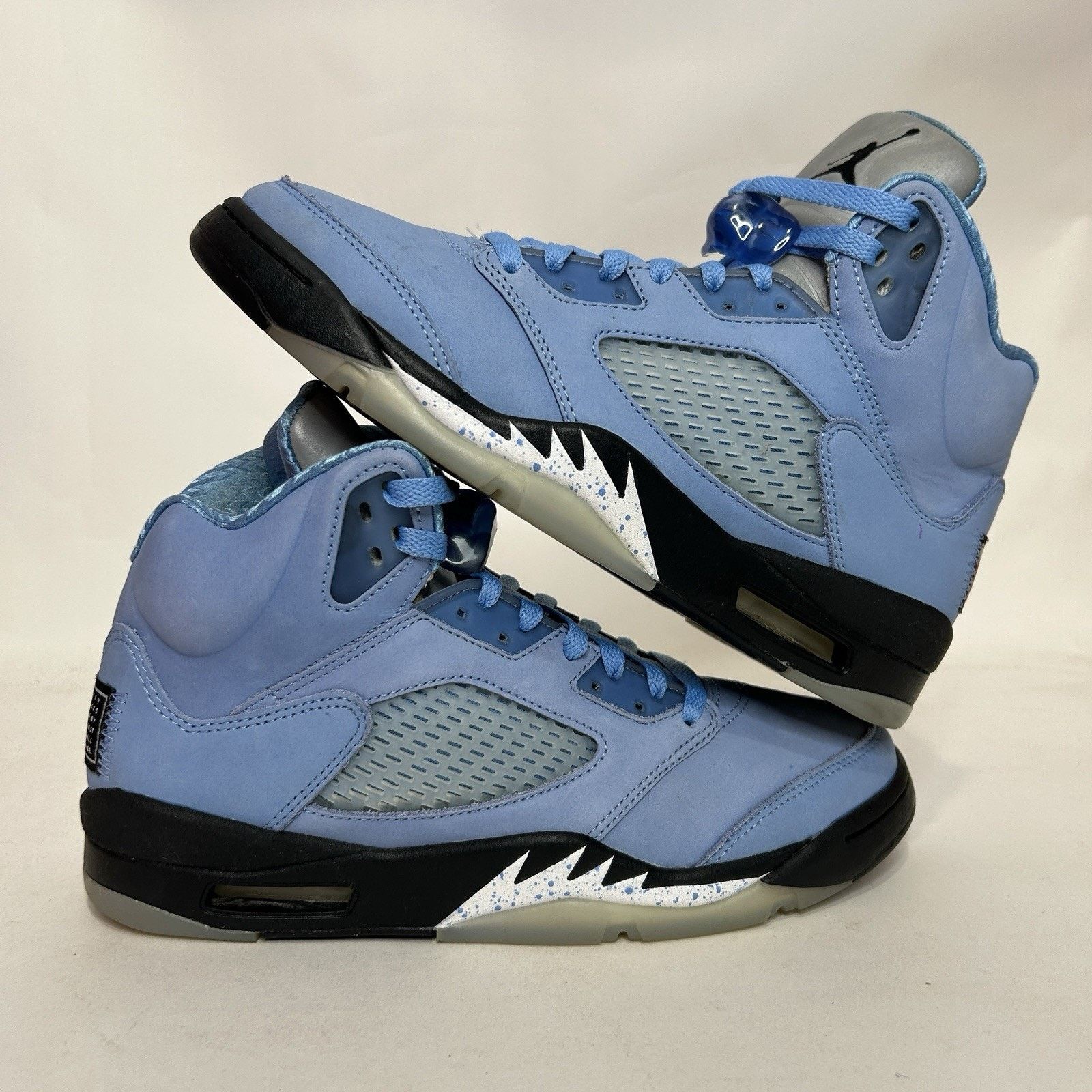 Jordan Brand Nike Air Jordan 5 Retro SE “University Blue/UNC” DV1310-401 Size US 9 / EU 42 - 1 Thumbnail