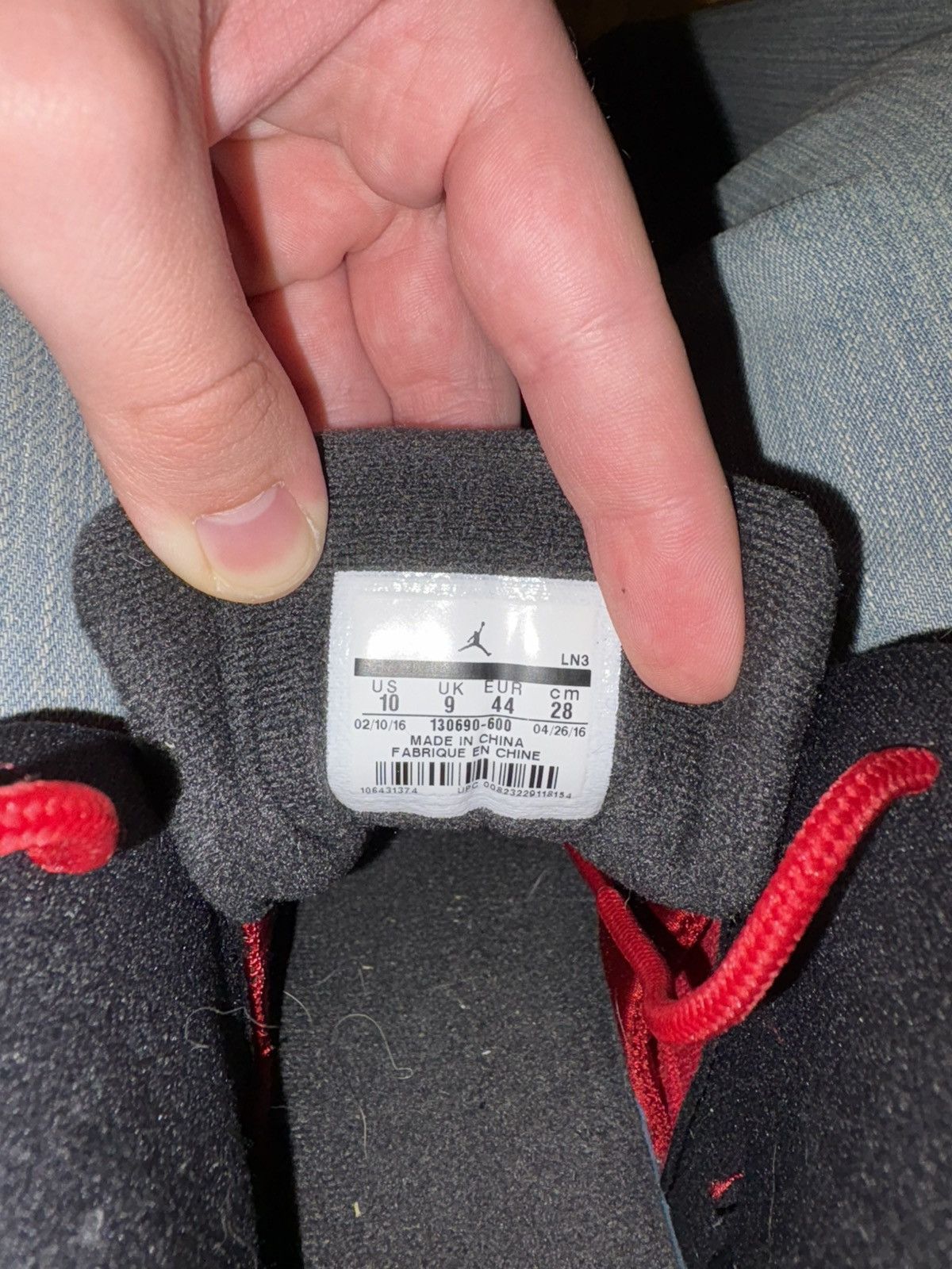 Jordan retro 12 gym red