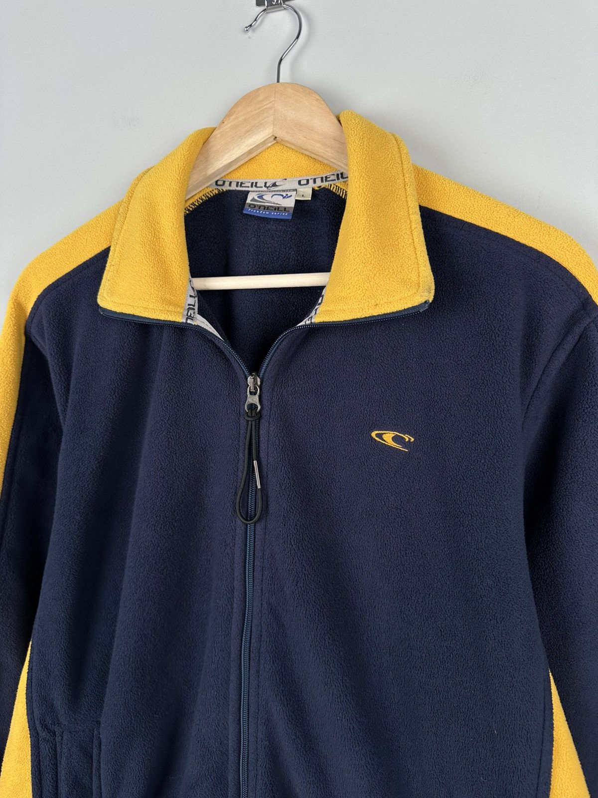 Billabong × O'Neill × Vintage Vintage Oneill Y2k Fleece Jacket Full Zip Size US L / EU 52-54 / 3 - 1 Thumbnail