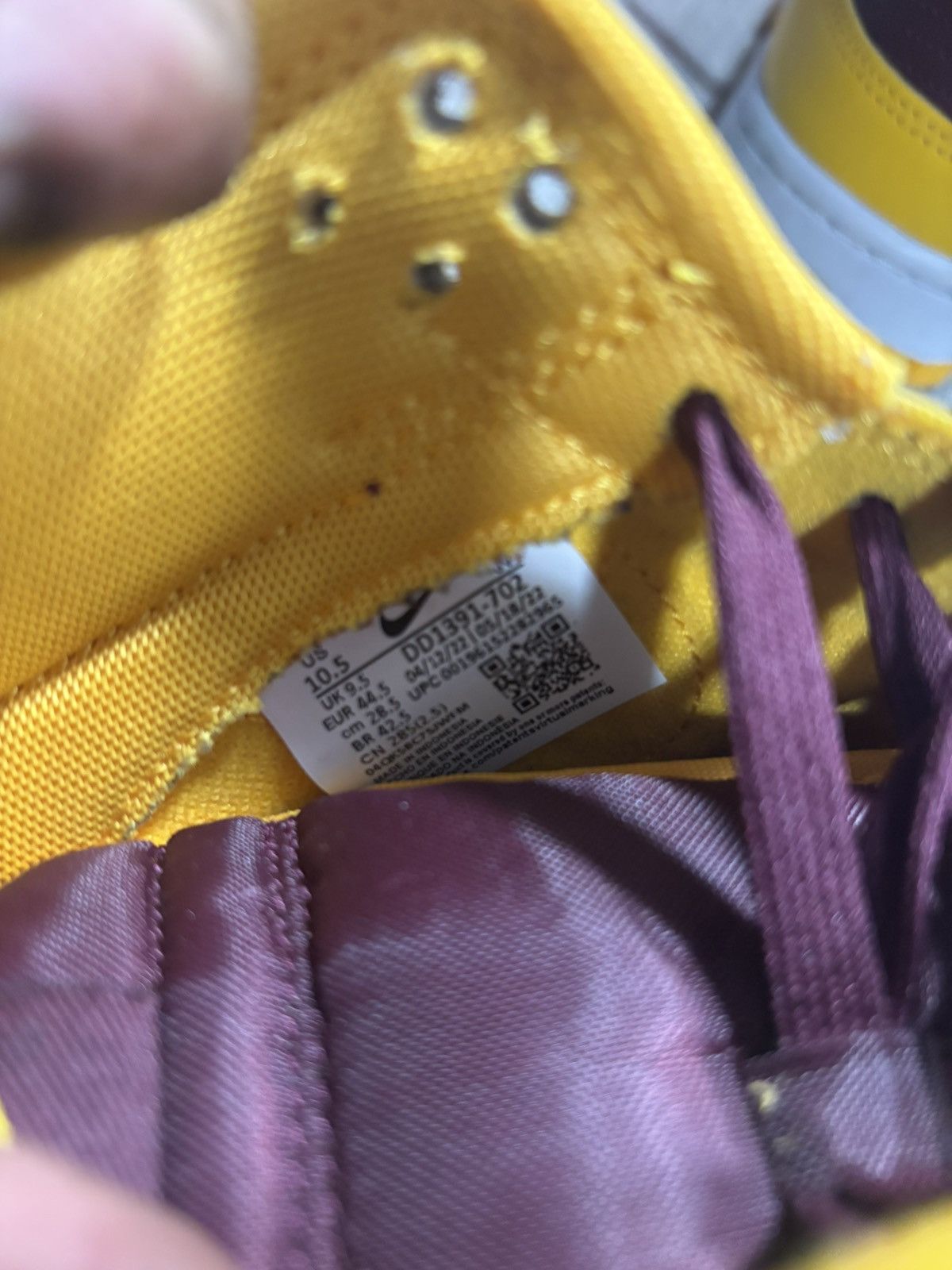 Nike Nike Dunk Low Arizona State DD1391 702 Size US 10.5 / EU 43-44 - 6 Thumbnail