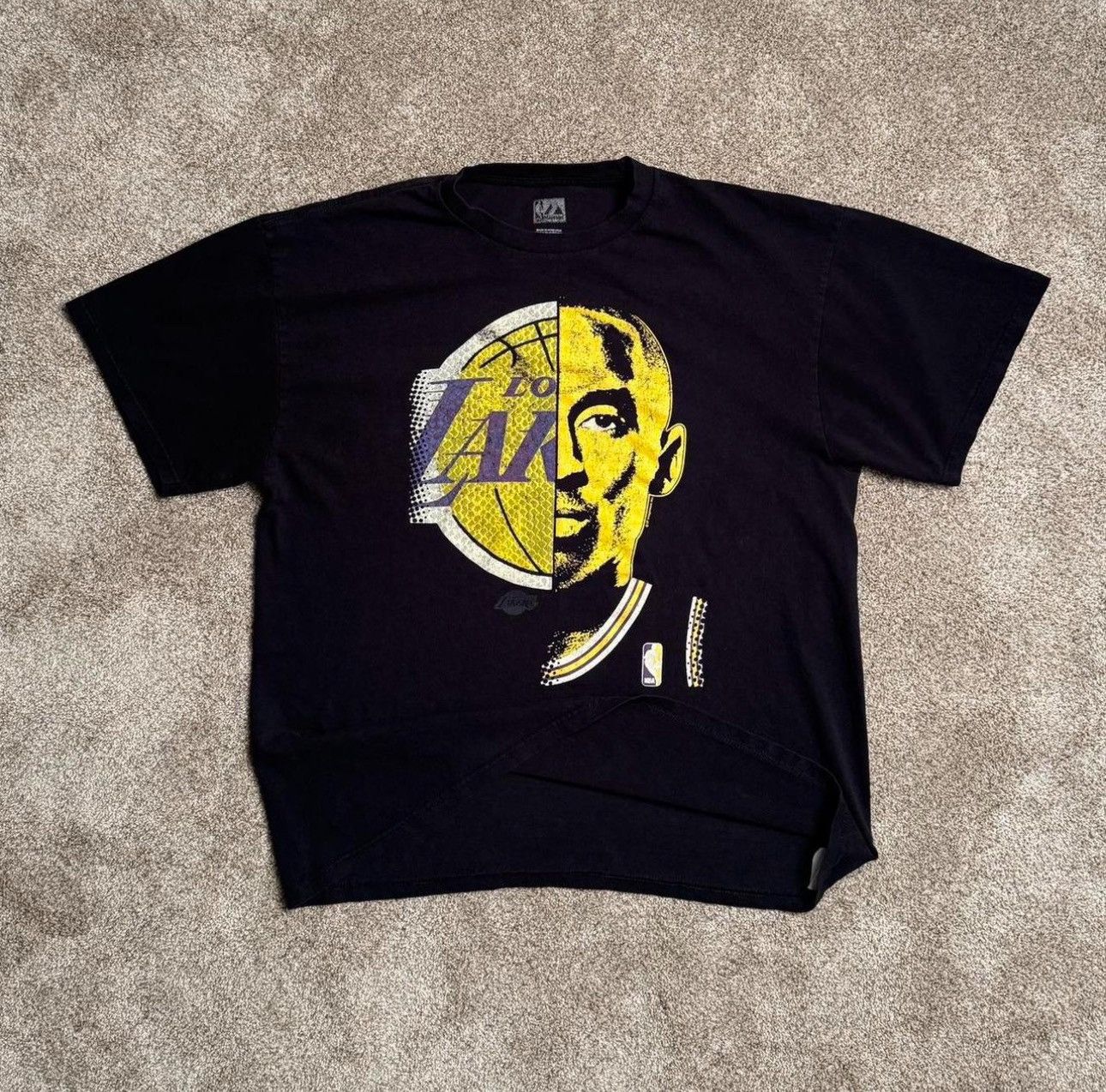 NBA KOBE GRAPHIC TEE Size US XL / EU 56 / 4 - 1 Thumbnail