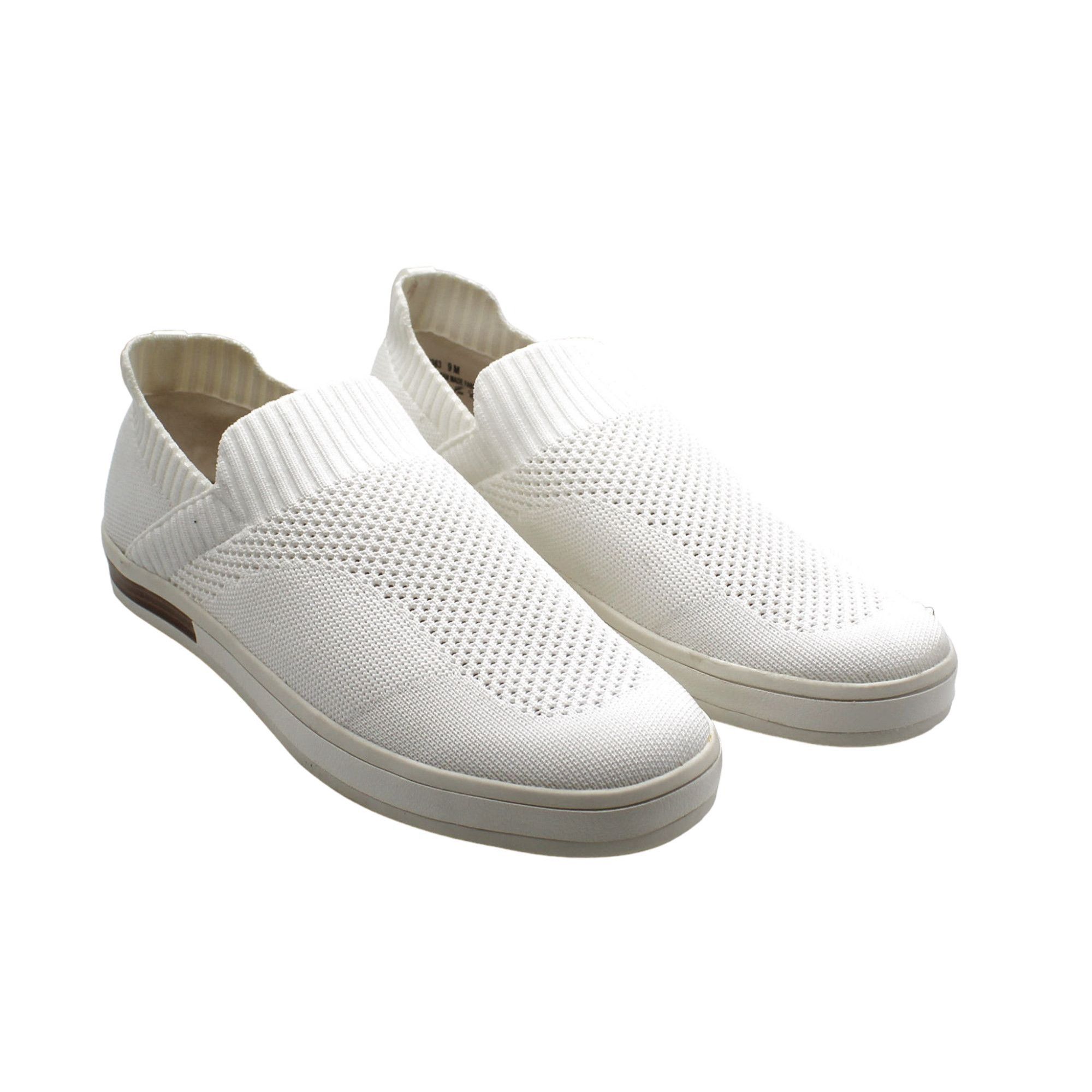 Womens Bella Vita Ramira Slip-on Fashion Sneakers