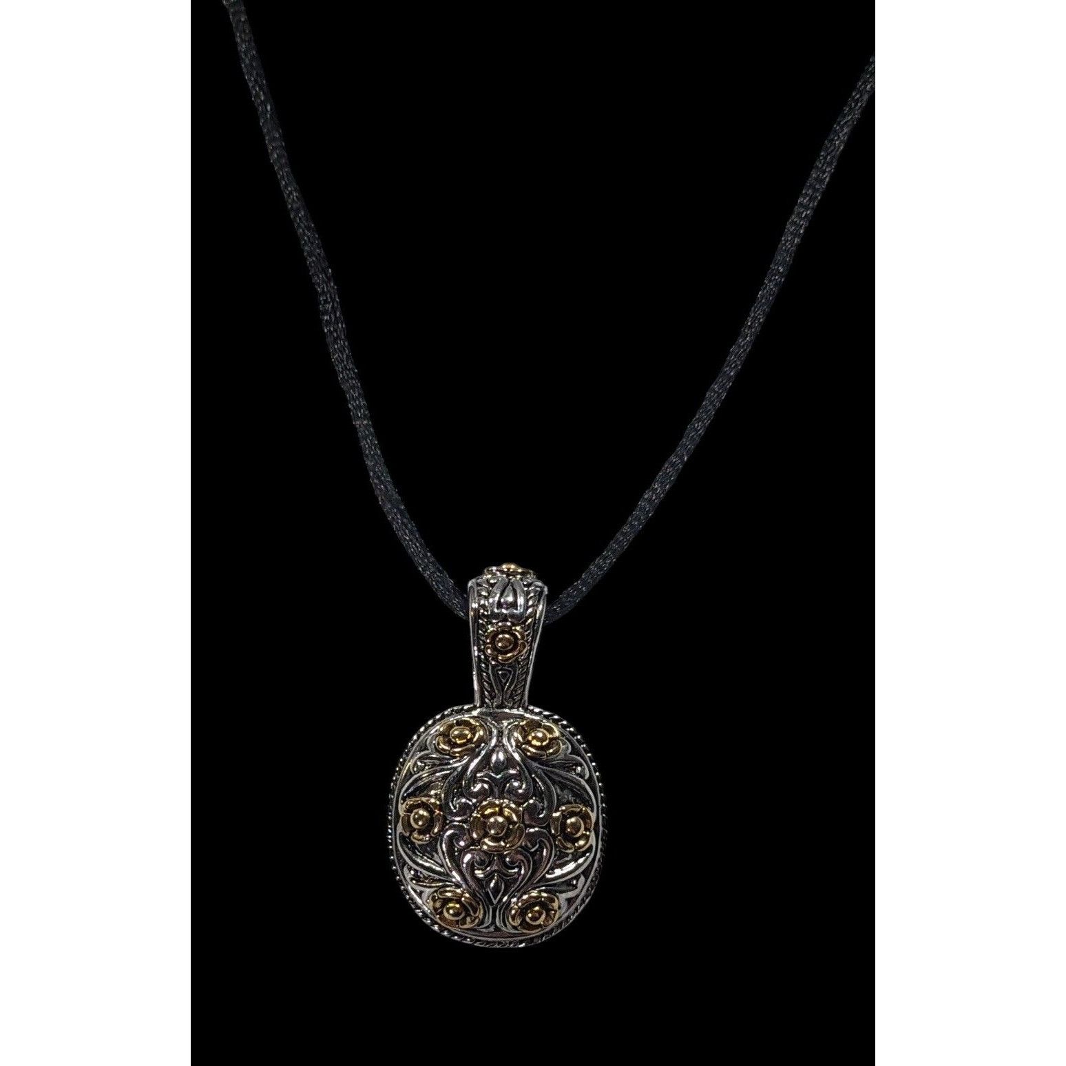Other Elegant Fantasy Silver And Gold Tone Floral Pendant Necklace Size ONE SIZE - 2 Thumbnail