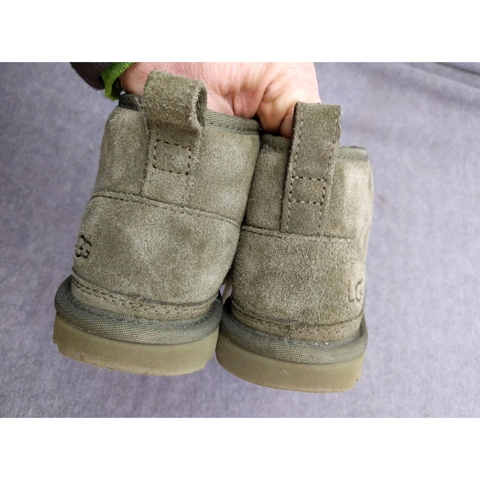 Ugg UGG Womens Chukka Boot 5 Green Suede Sheepskin Lined Flat Rubber Sole Casual Winter Shoes Mens? Size US 5 / IT 35 - 4 Thumbnail