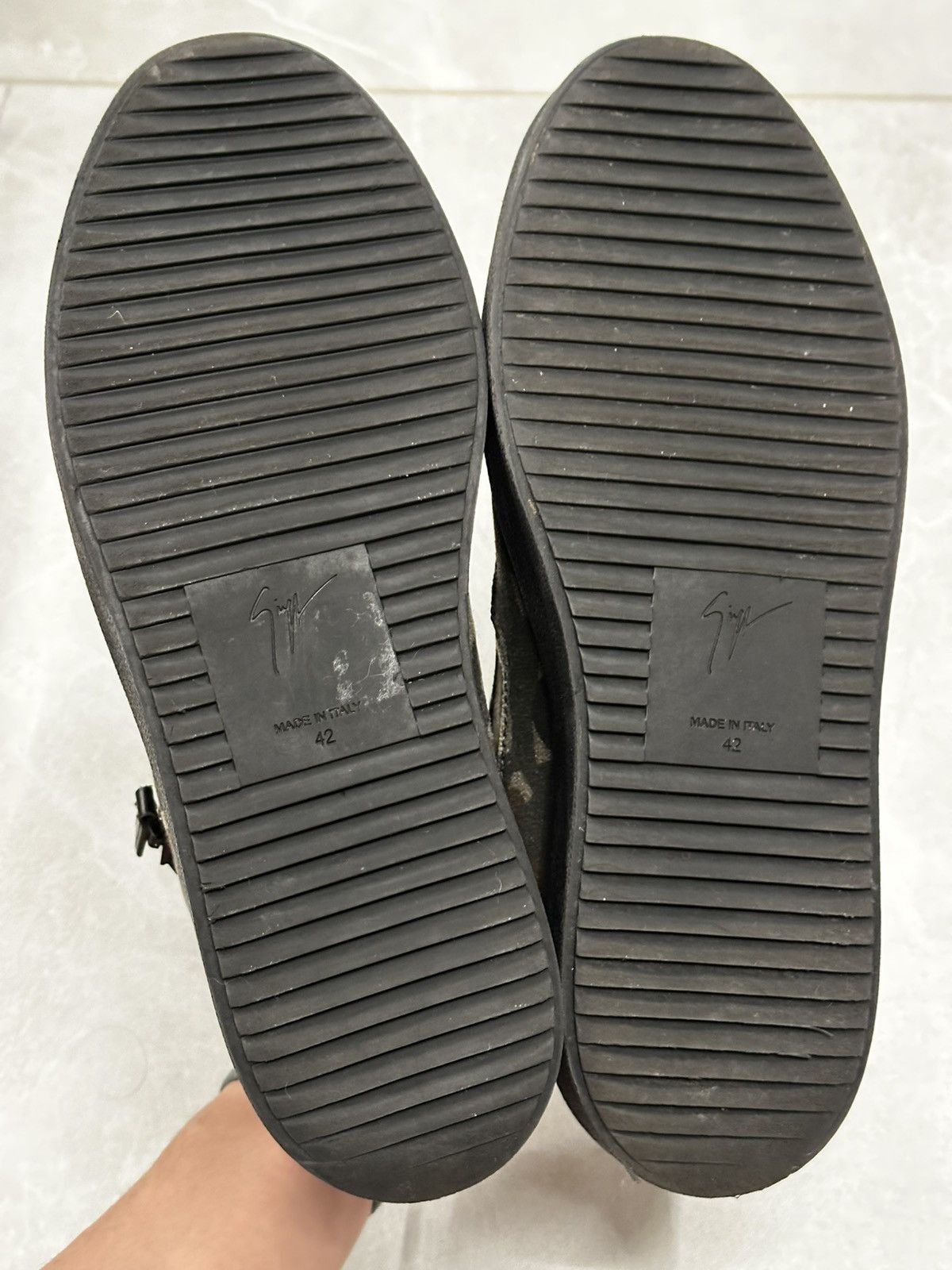 Giuseppe Zanotti Giuseppe Zanotti Kriss Camo + Black Zippers Sneaker 42 EU Size US 9 / EU 42 - 7 Thumbnail