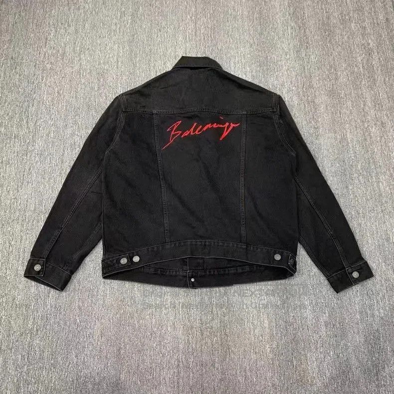 Balenciaga Balenciaga Black Denim Jacket Red Logo. Size US M / EU 48-50 / 2 - 2 Thumbnail