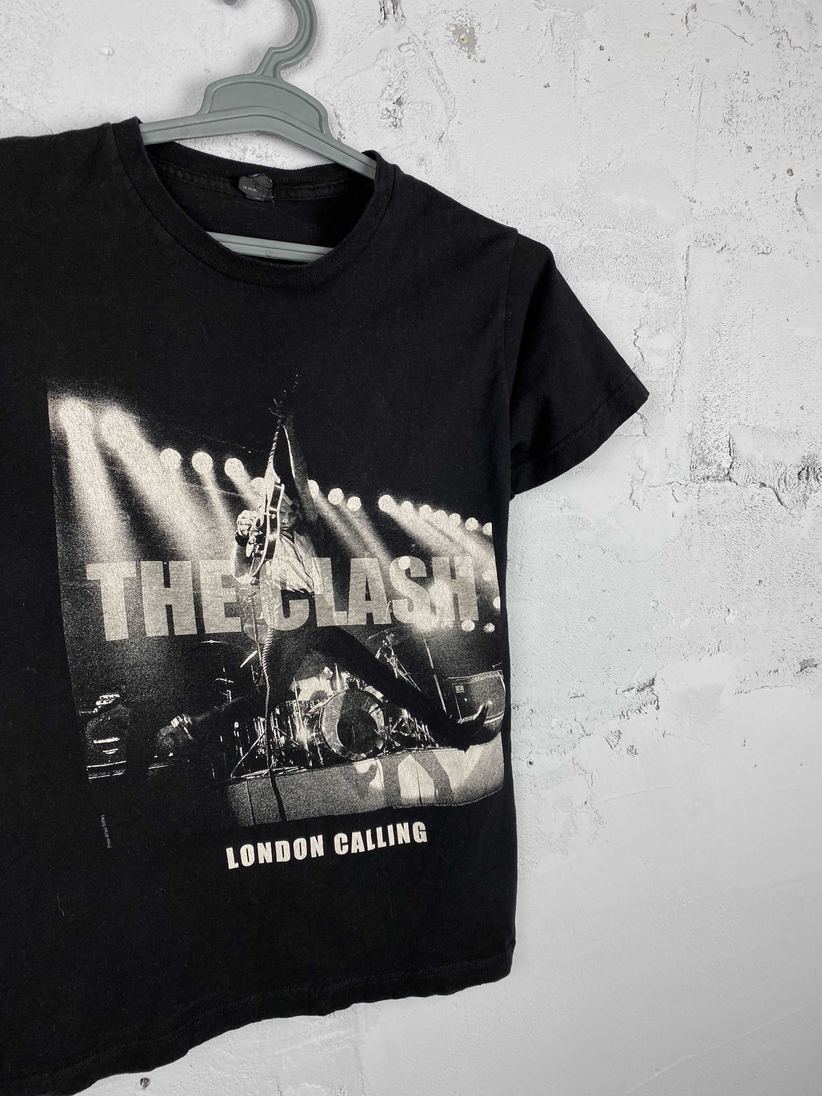 Band Tees × Vintage Vintage The Clash Japanese Tour Punk Rock Band T Shirt Size US S / EU 44-46 / 1 - 1 Thumbnail