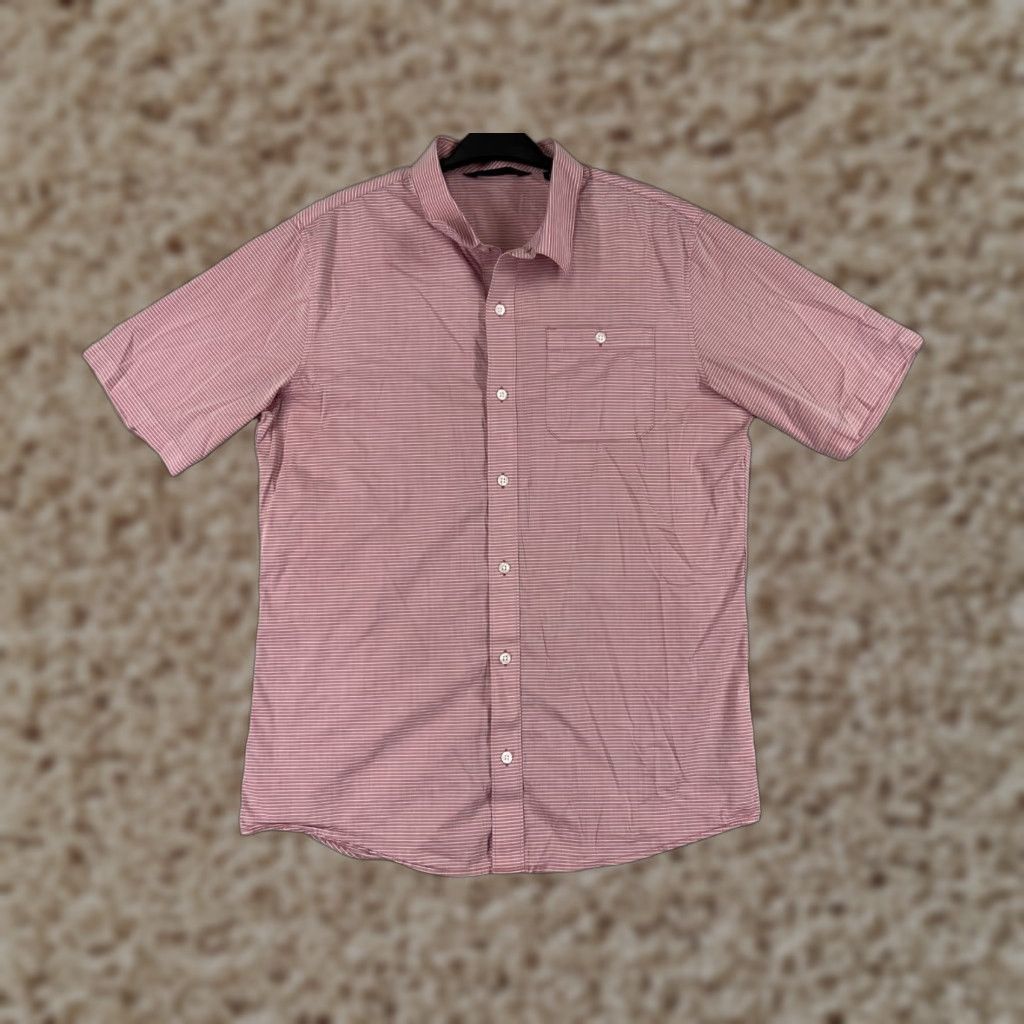 TravisMathew Travis Mathew Shirt Mens M Red White Striped Button-Up Golf Pocket Lightweight Casual Short Sleeve Shirt - Men’s Medium Red Stripe Golf Shirt Size US M / EU 48-50 / 2 - 1 Thumbnail