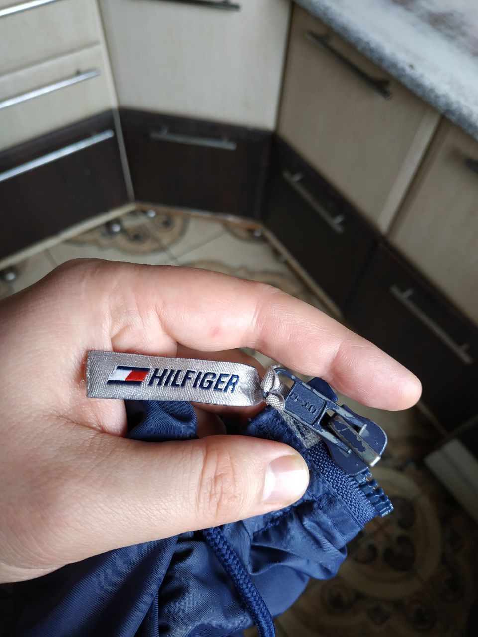 Tommy Hilfiger Vintage 90s Tommy Hilfiger Sailing Gear Big Flag Jacket Size US M / EU 48-50 / 2 - 7 Thumbnail