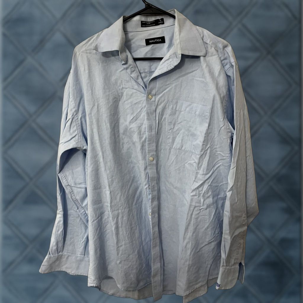 Nautica VINTAGE Nautica Blue Solid Button Down Shirt Men’s 16 34/35 Long Sleeve Cotton Regular Fit Size US L / EU 52-54 / 3 - 1 Thumbnail