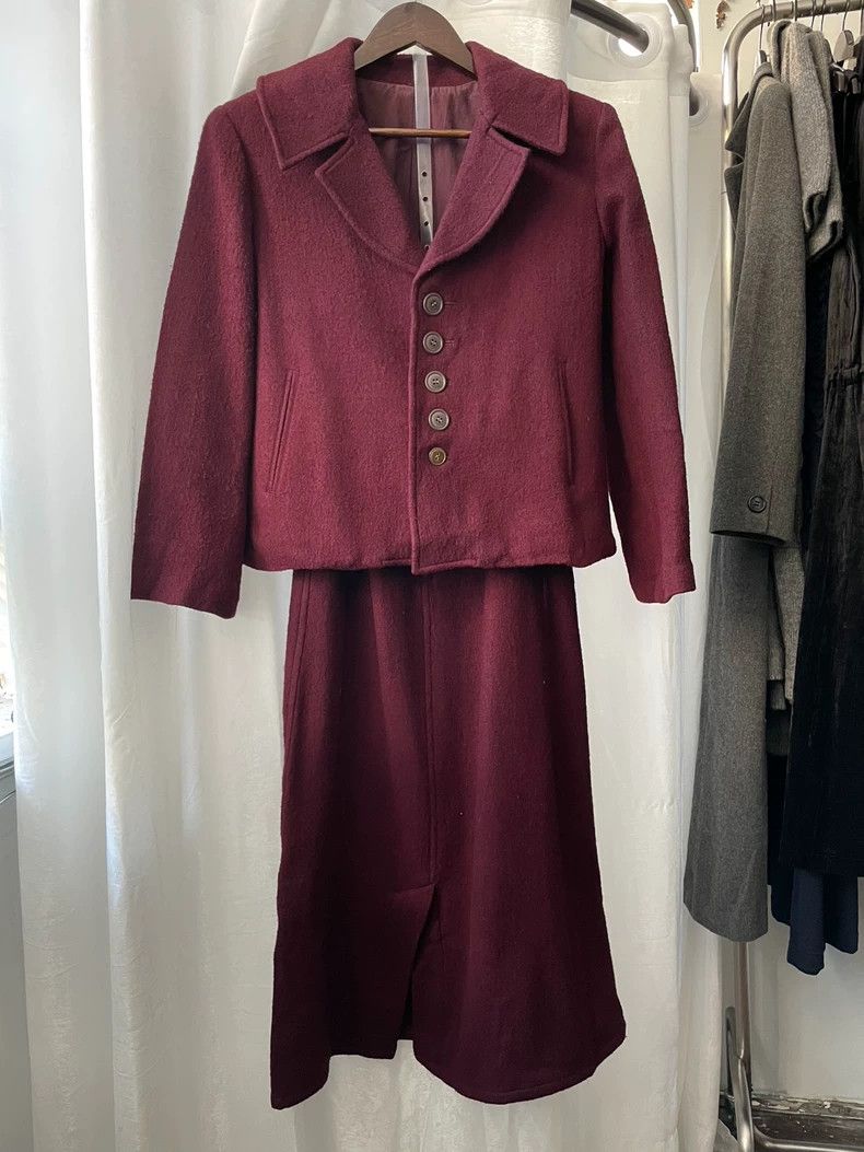 Yohji Yamamoto yohji Yamamoto Medieval women's purplish red wool suits Size M / US 6-8 / IT 42-44 - 1 Thumbnail