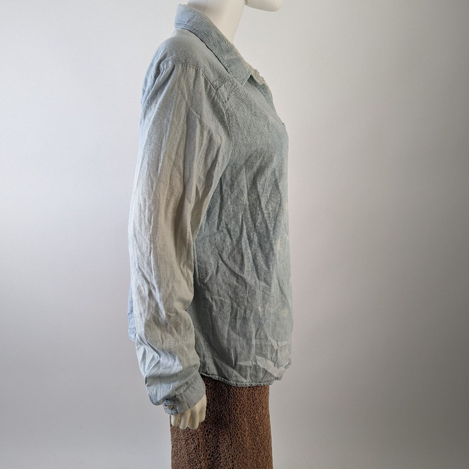 Guess Guess Acid Washed Button Front Jean Shirt L Size L / US 10 / IT 46 - 2 Thumbnail