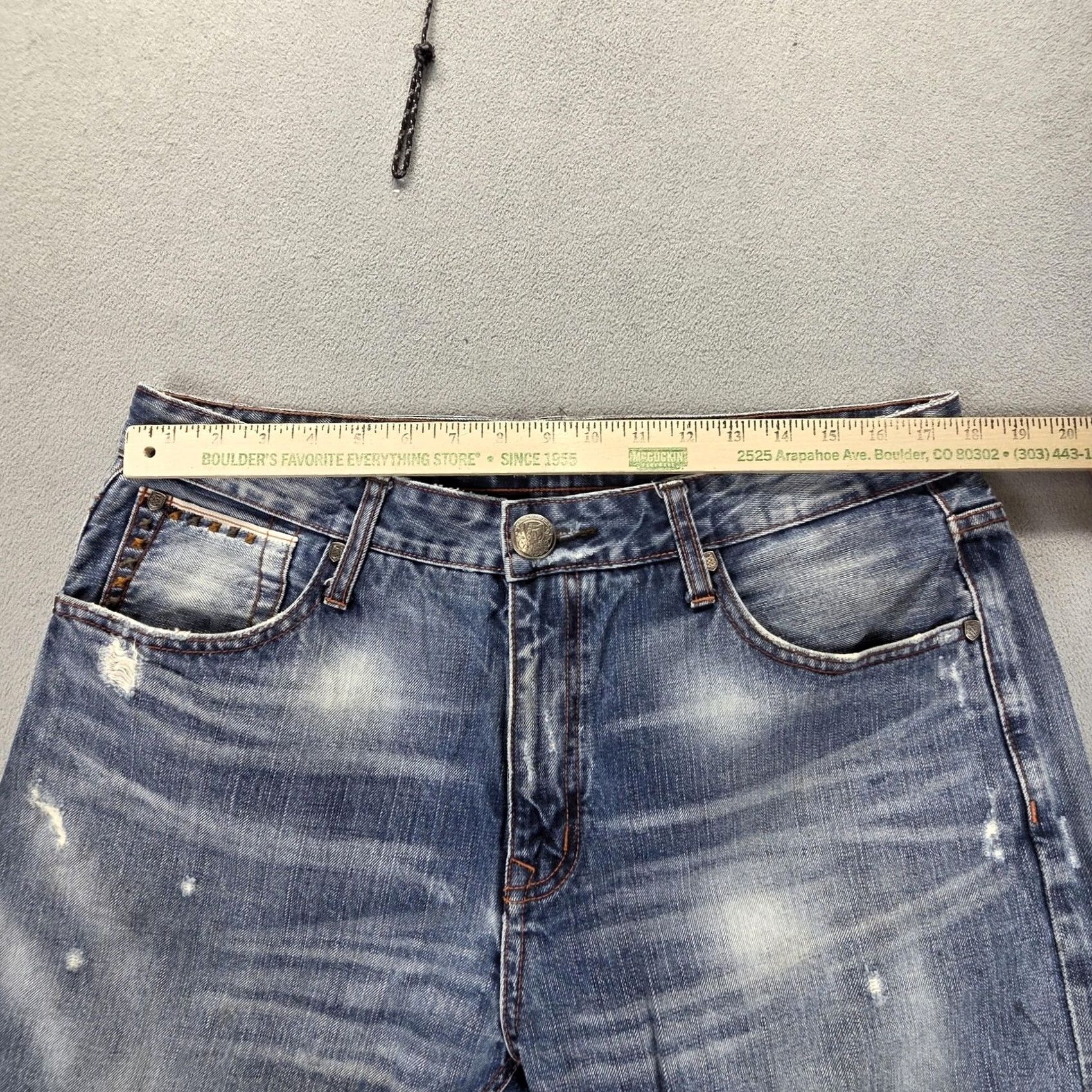 Vintage IZZVATT Jeans Mens 34x32 Blue Medium Wash Distressed Studded Straight Denim pockets Zip Vintage: No Size US 34 / EU 50 - 4 Thumbnail
