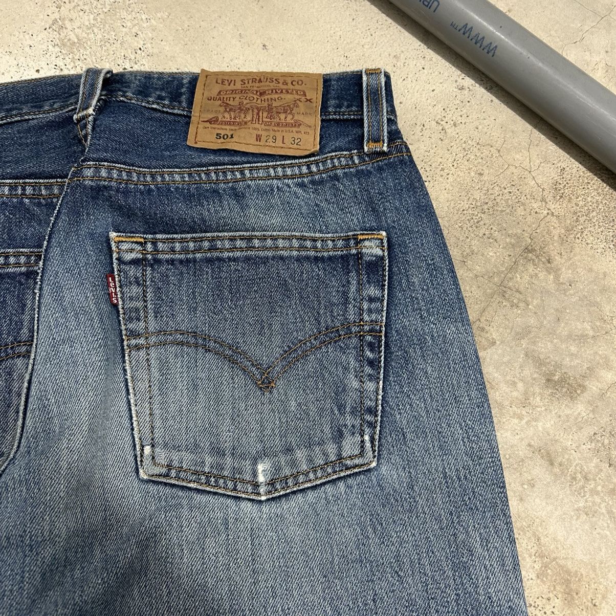 Levi's Vintage Levis 501 Distressed Faded Straight Leg Size US 28 / EU 44 - 11 Thumbnail