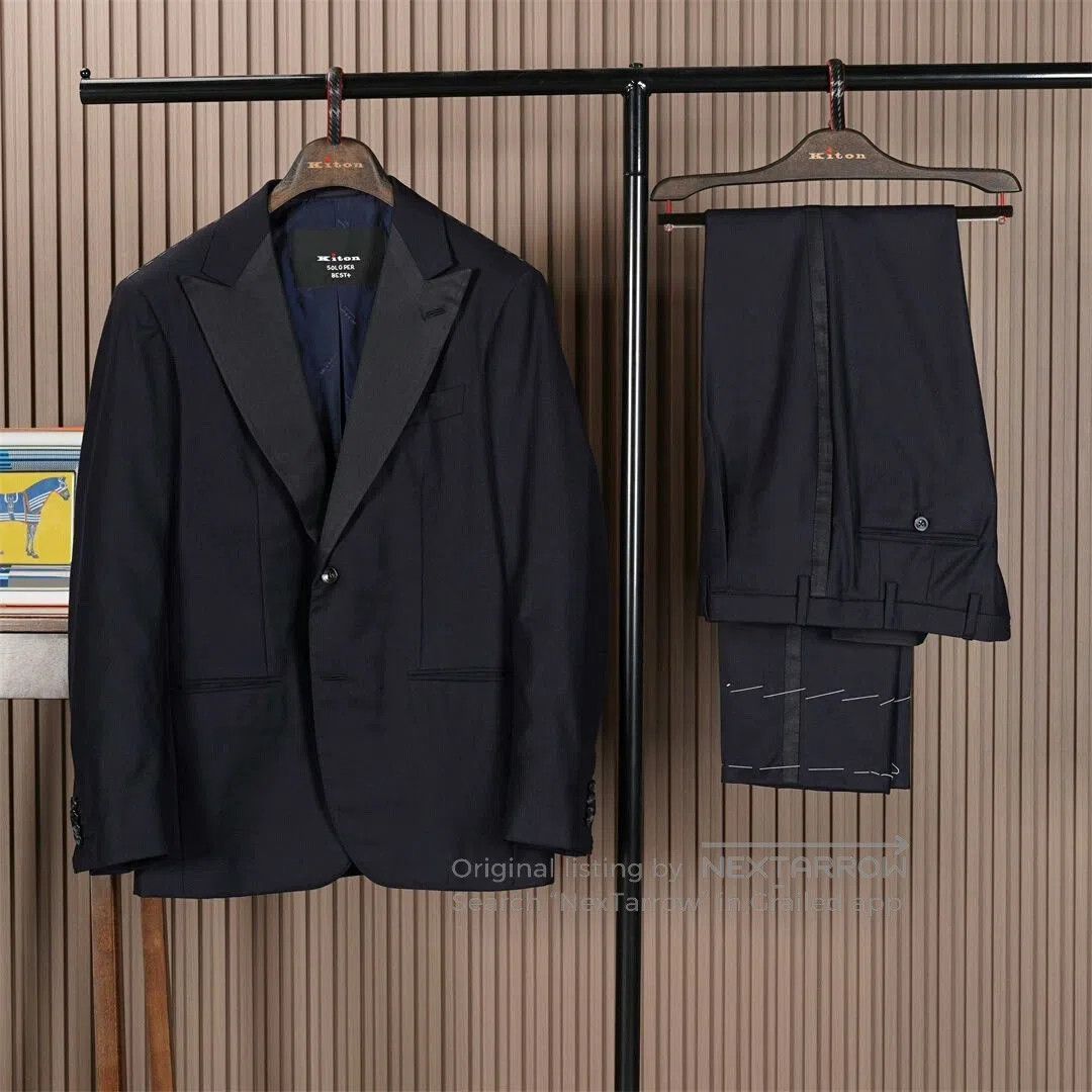 Kiton Kiton Dark Blue Wool Flannel Suit. Size US M / EU 48-50 / 2 - 1 Thumbnail