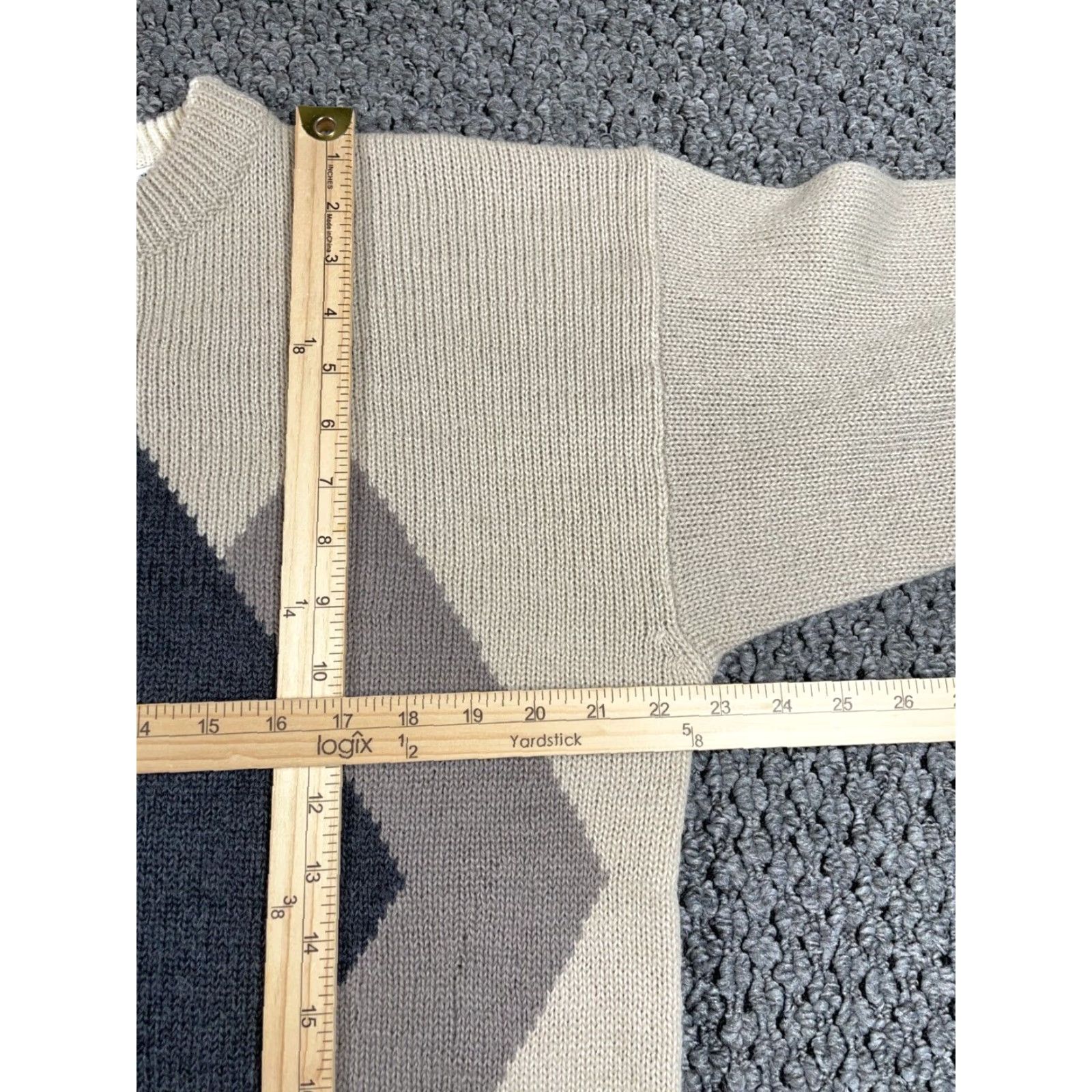 Vintage VINTAGE Argyle Sweater Adult Medium Beige Wool Acrylic Knit Aggio Pattern 90s Preppy Retro Casual Pullover Mens Size US M / EU 48-50 / 2 - 6 Thumbnail