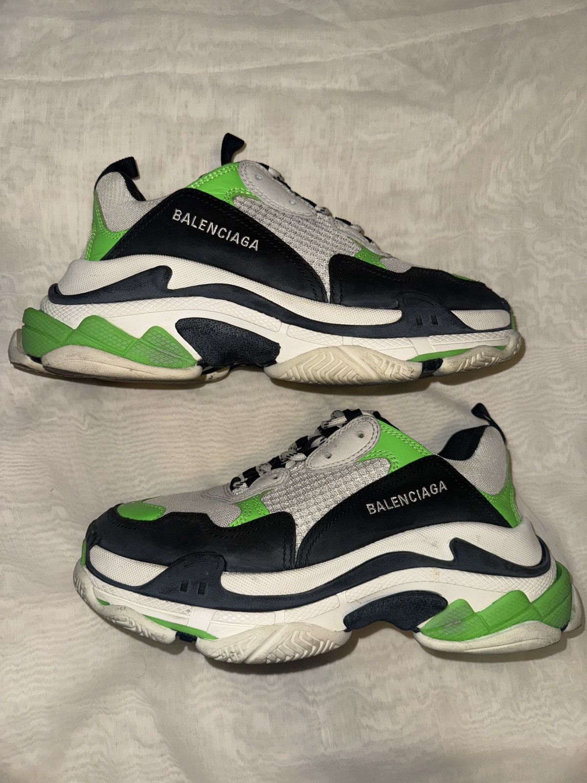 Balenciaga Balenciaga Triple S Green Black Size US 7 / EU 40 - 1 Thumbnail