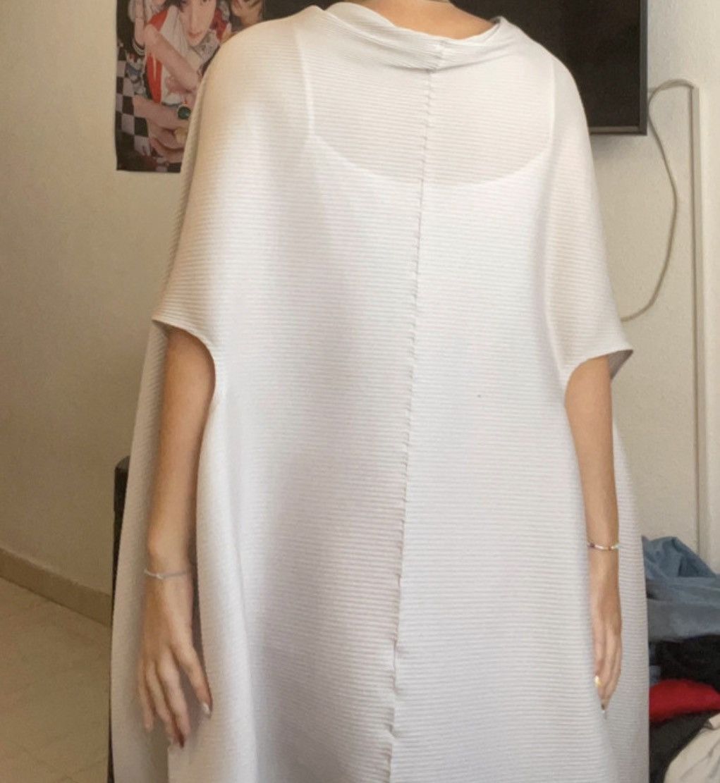 Pleats Please Issey Miyake Pleats Please cape Size M / US 6-8 / IT 42-44 - 3 Thumbnail