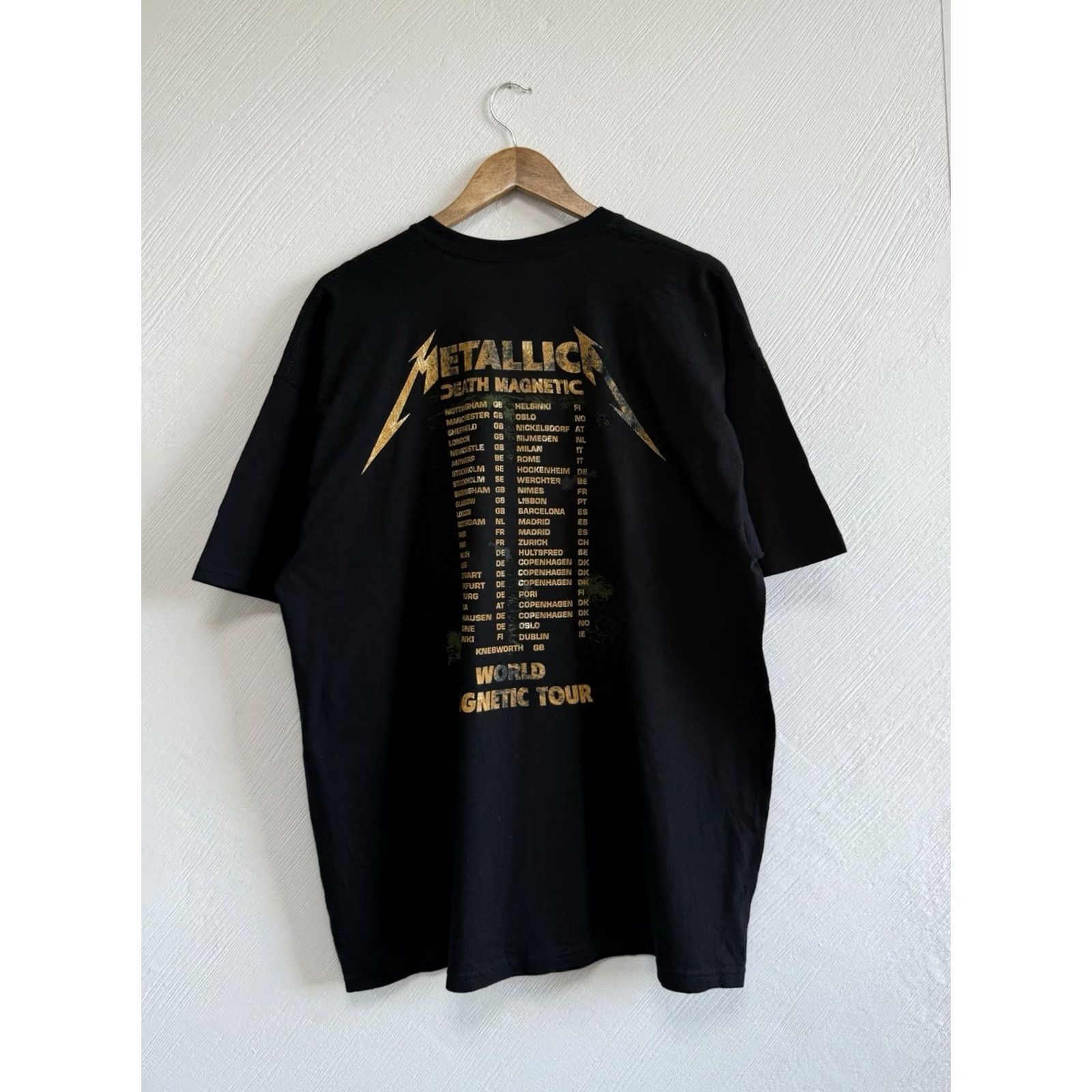 Vintage METALLICA DEATH MAGNETIC 2009 BAND TEES ROCK SHIRT T-SHIRT BLACK COTON SIZE XL Size US XL / EU 56 / 4 - 7 Thumbnail