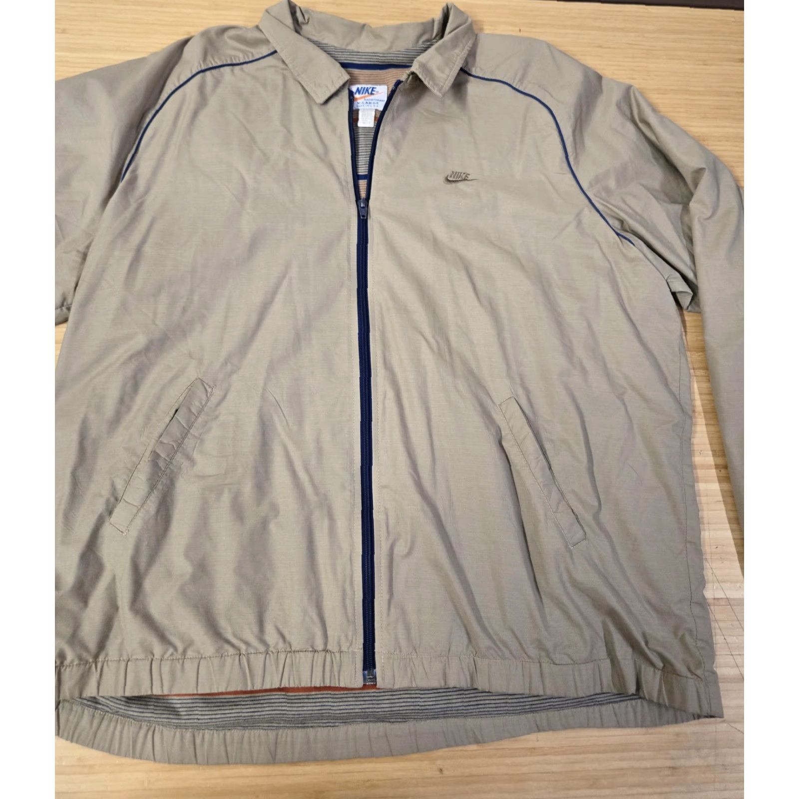 Nike VINTAGE Nike Jacket Mens XL Windbreaker Full Zip Made In USA Striped Lining 90s Beige Size US XL / EU 56 / 4 - 3 Thumbnail