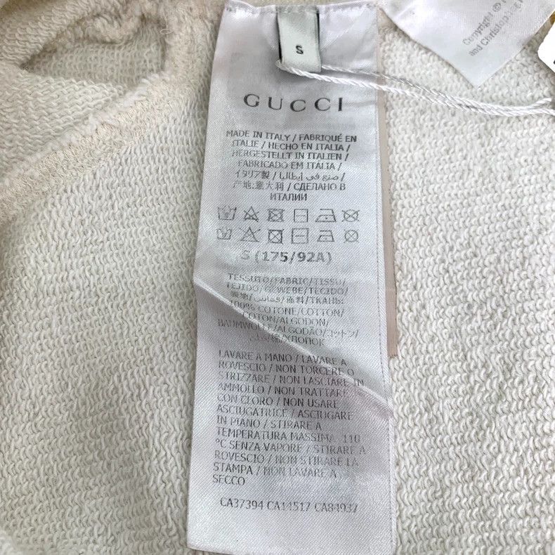 Gucci Gucci Beige letter print round-neck destruction style cotto Size US S / EU 44-46 / 1 - 7 Thumbnail