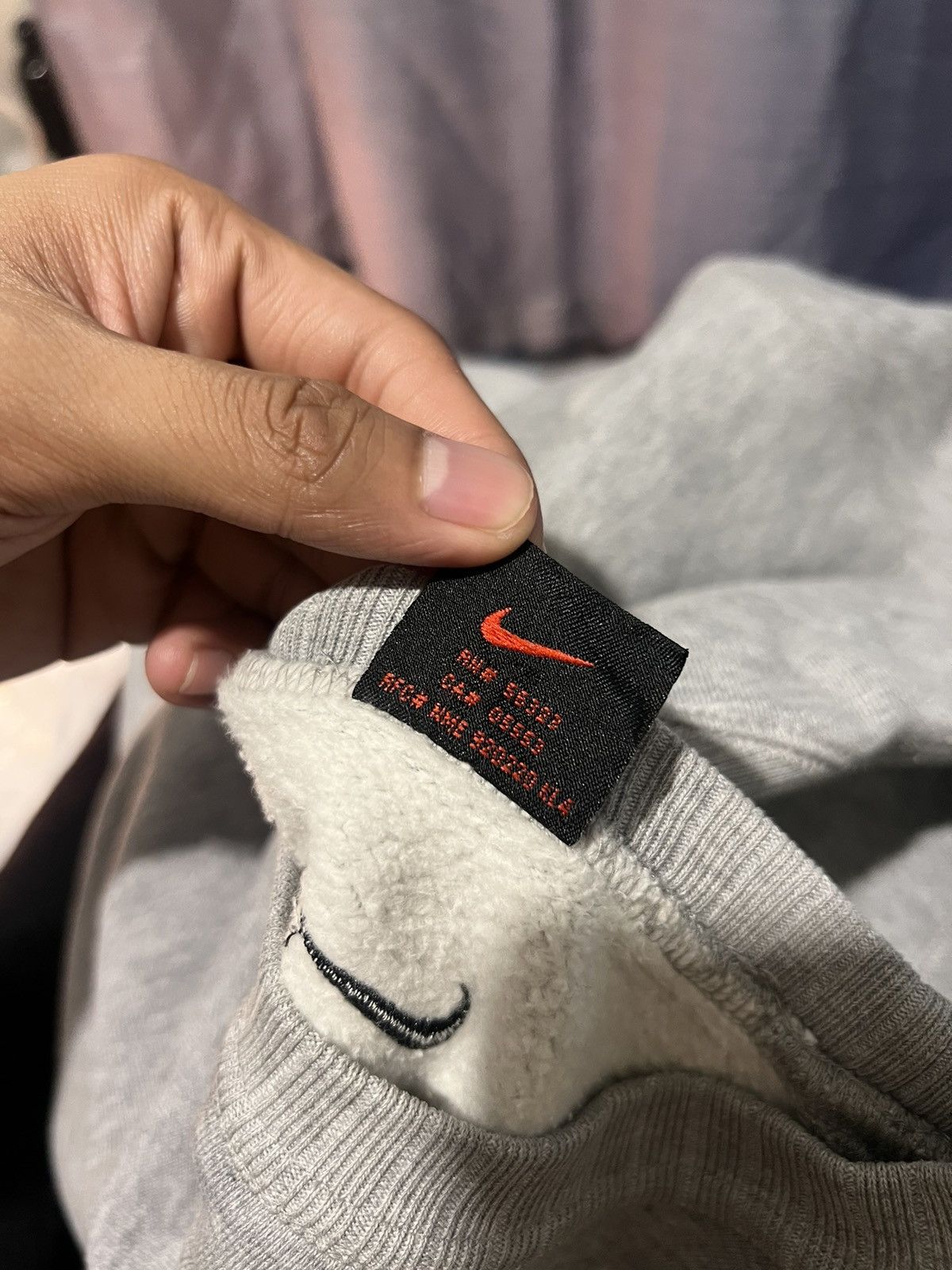 Nike × Vintage Vintage 90s Nike Cropped Sweater Size US M / EU 48-50 / 2 - 11 Thumbnail