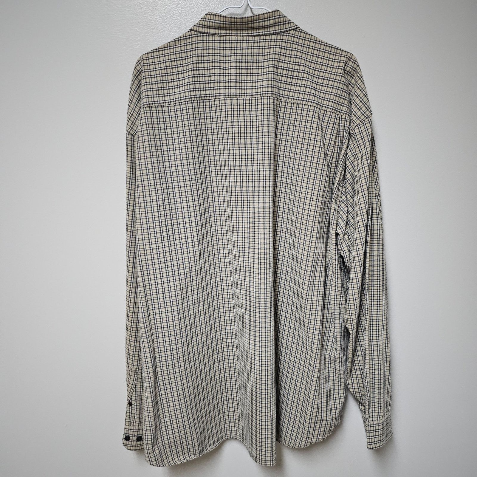 Eddie Bauer Mens Eddie Bauer Checked Button Up 100% Cotton Shirt SZ XXL Size US XXL / EU 58 / 5 - 2 Thumbnail