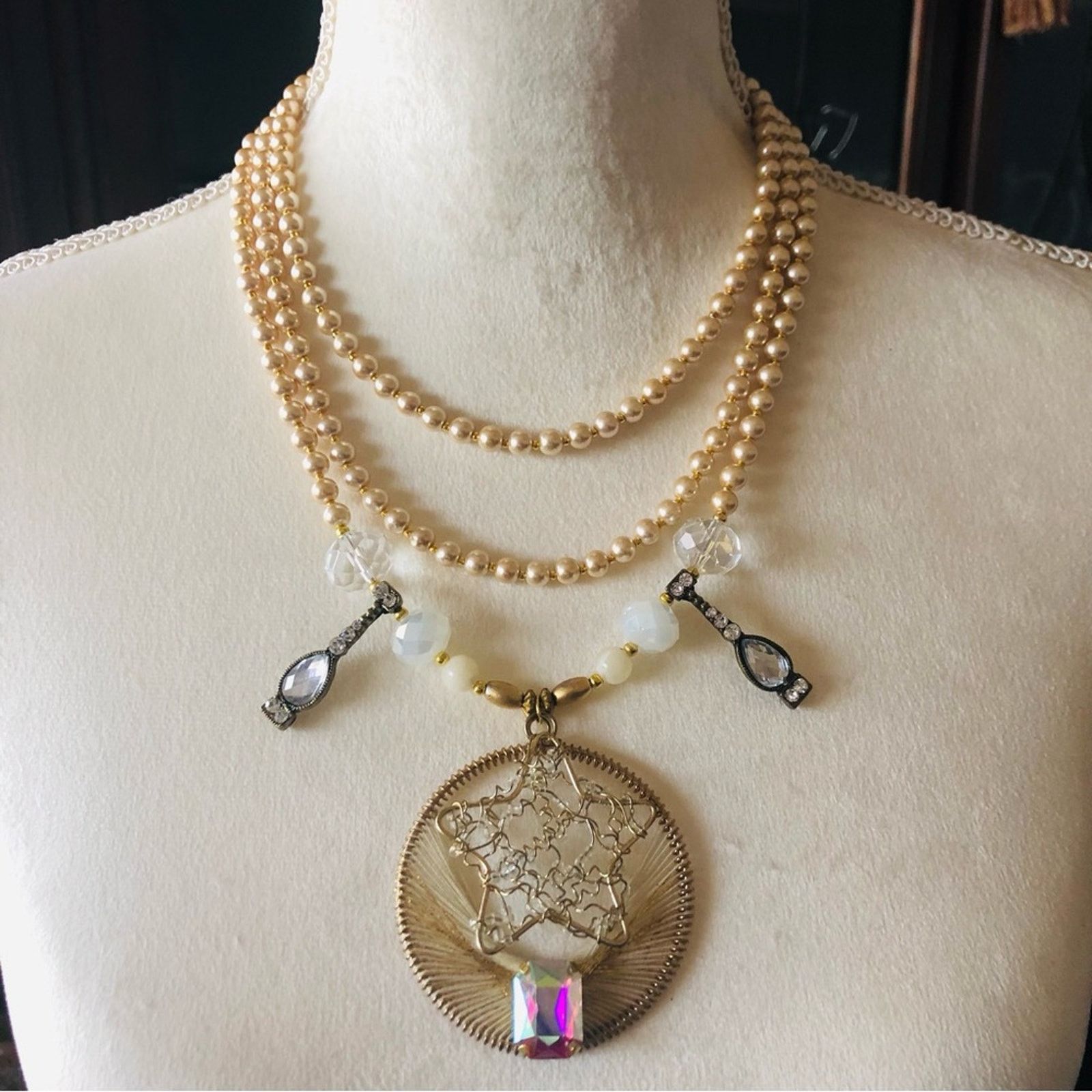 Handmade Handcrafted repurpose moon & stars gem Pearl necklace Size ONE SIZE - 2 Thumbnail