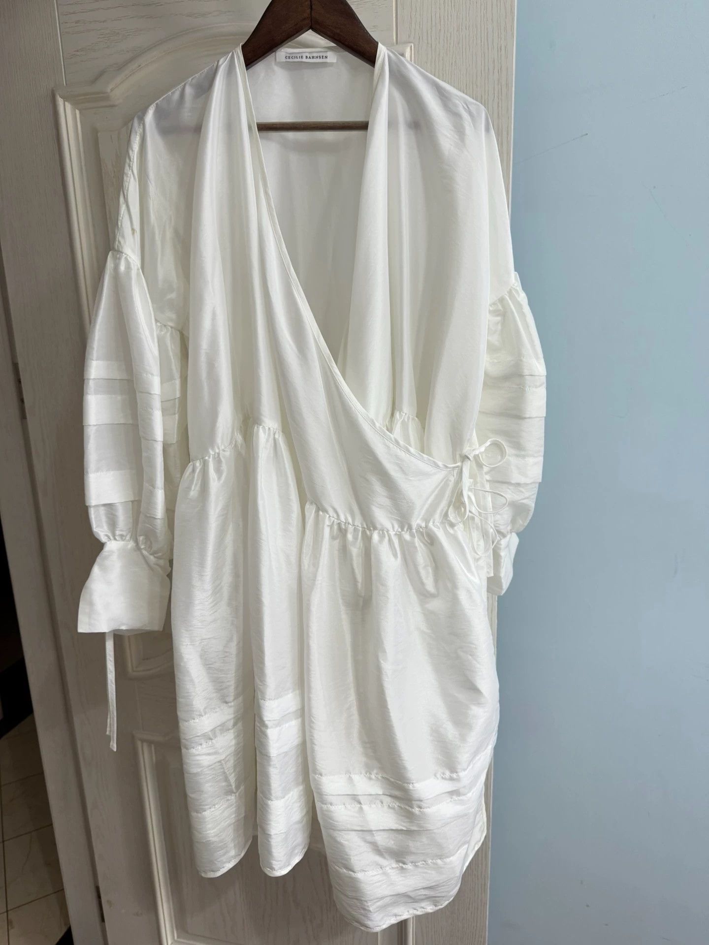 Cecilie Bahnsen Cecilie Bahnsen lustrous oversized 95new authentic dress Size XS / US 0-2 / IT 36-38 - 1 Thumbnail