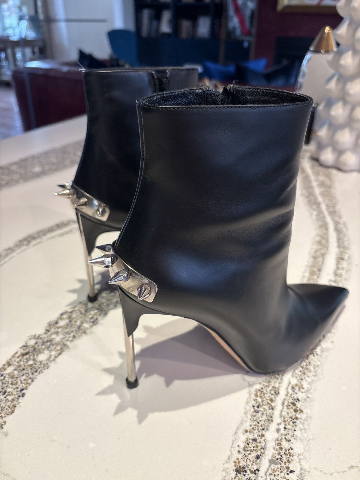 Alexander McQueen Alexander McQueen metal‑spike black leather ankle boots Size US 9 / IT 39 - 6 Thumbnail