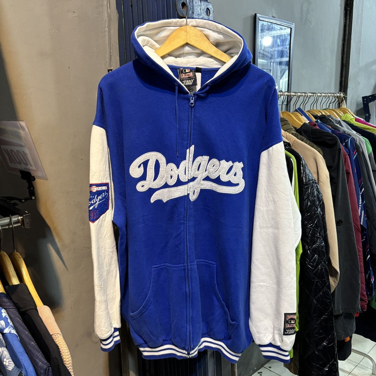 MLB Vintage MLB Dodgers hoodie by Carl Banks Size US XXL / EU 58 / 5 - 1 Thumbnail