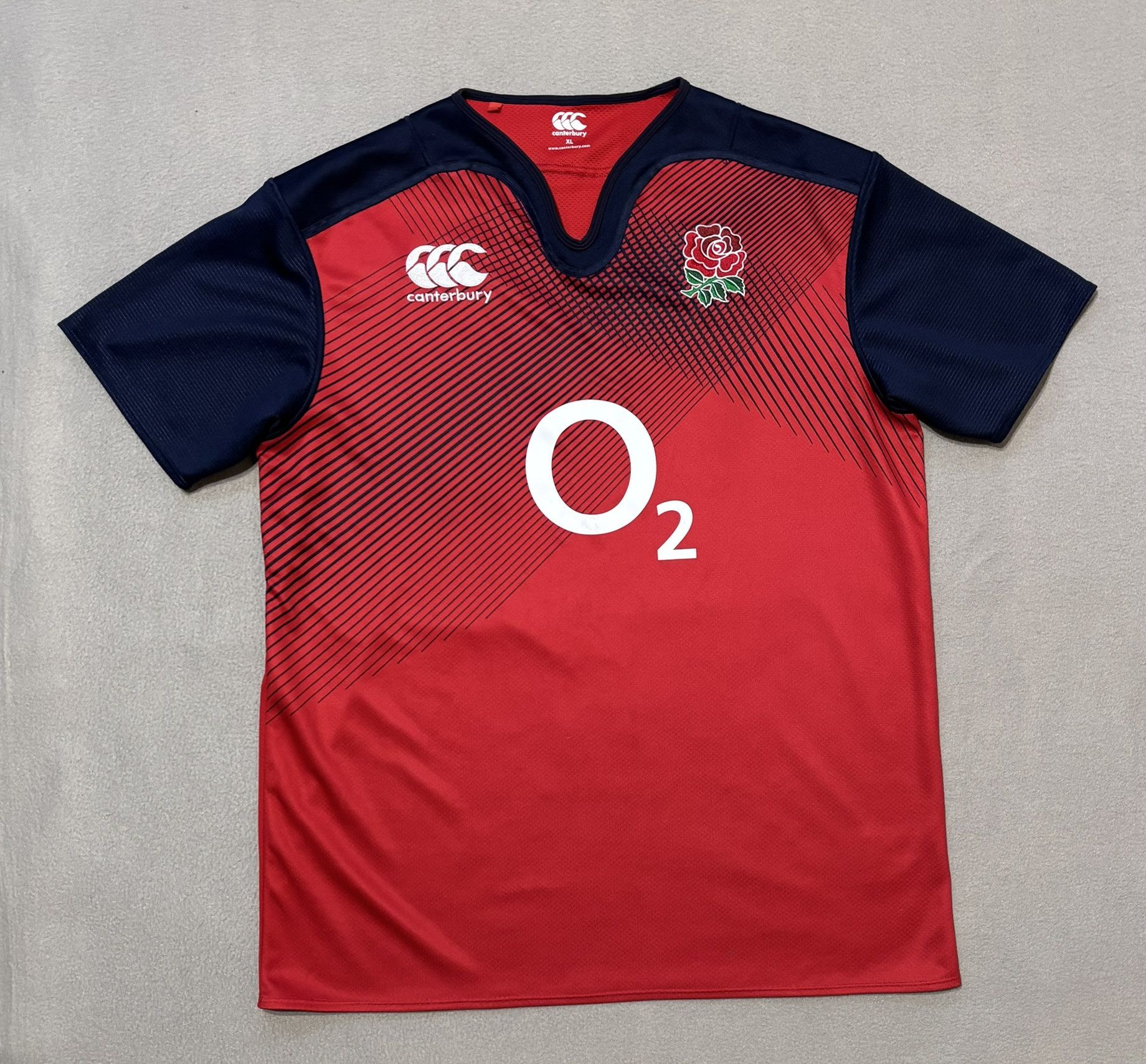 Canterbury of New Zealand England Rugby 2015/2016 Canterbury Jersey Size XL Size US XL / EU 56 / 4 - 5 Thumbnail