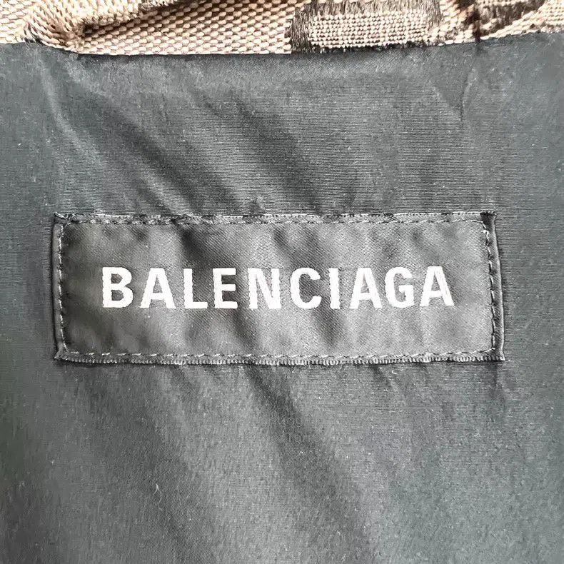 Balenciaga Balenciaga Khaki Embroidered Double B Full Print Foldable Size US M / EU 48-50 / 2 - 6 Thumbnail