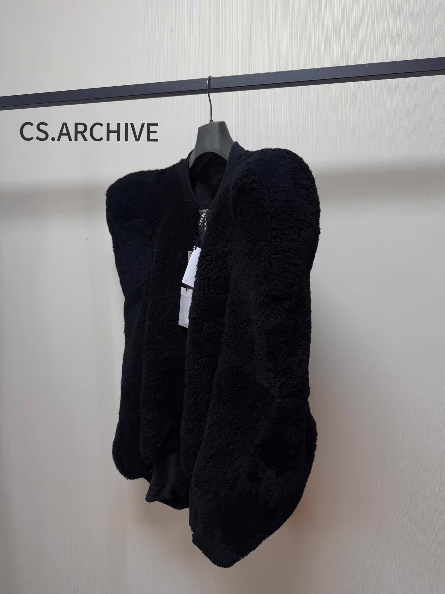 Rick Owens Rick Owens Shearling Q8 Size US M / EU 48-50 / 2 - 2 Thumbnail
