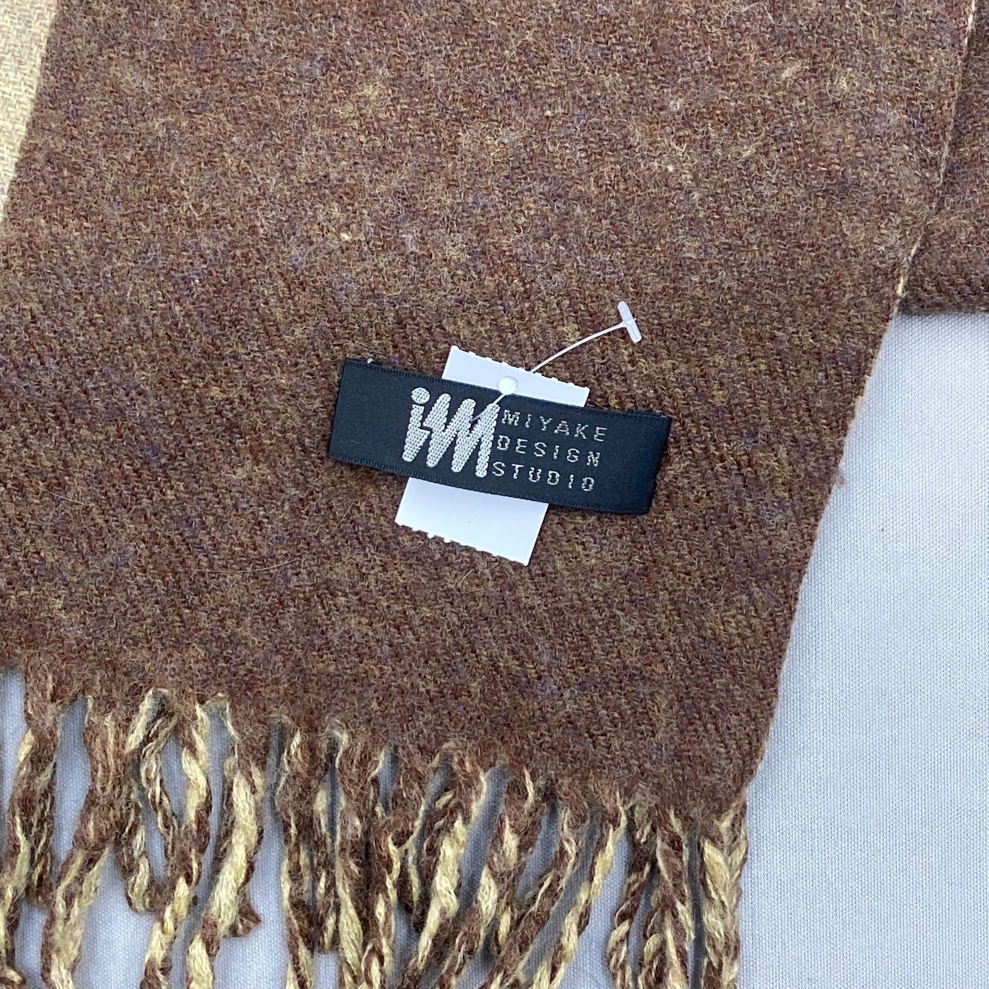 Issey Miyake Vintage Issey Miyake Scarf Muffler Wool Fringe Winter Size ONE SIZE - 4 Thumbnail